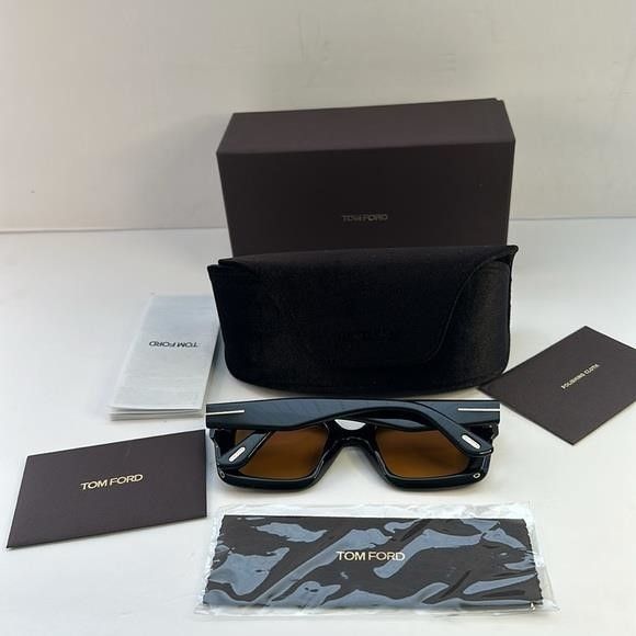 Tom Ford 💯- New Authentic Tom Ford Esme FT1157 01E Black Yellow Size ONE SIZE - 3 Thumbnail