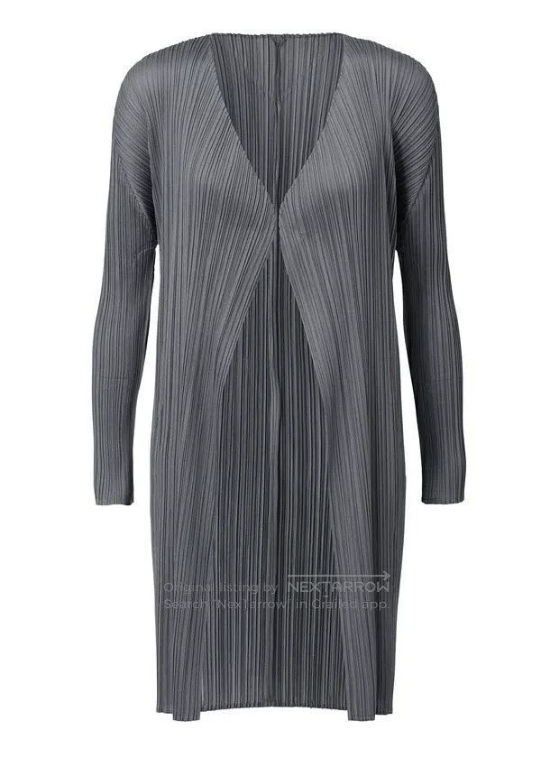 Issey Miyake Issey Miyake Classic Pleated Long Sleeve Top Size M / US 6-8 / IT 42-44 - 1 Thumbnail