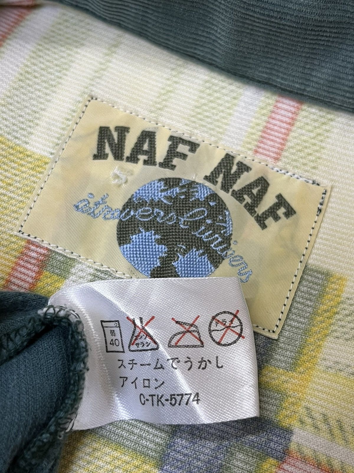 Issey Miyake JAPANESE BRAND NAF NAF CORDUROY PATCHWORK BUTTON UPS SHIRT Size US L / EU 52-54 / 3 - 12 Thumbnail