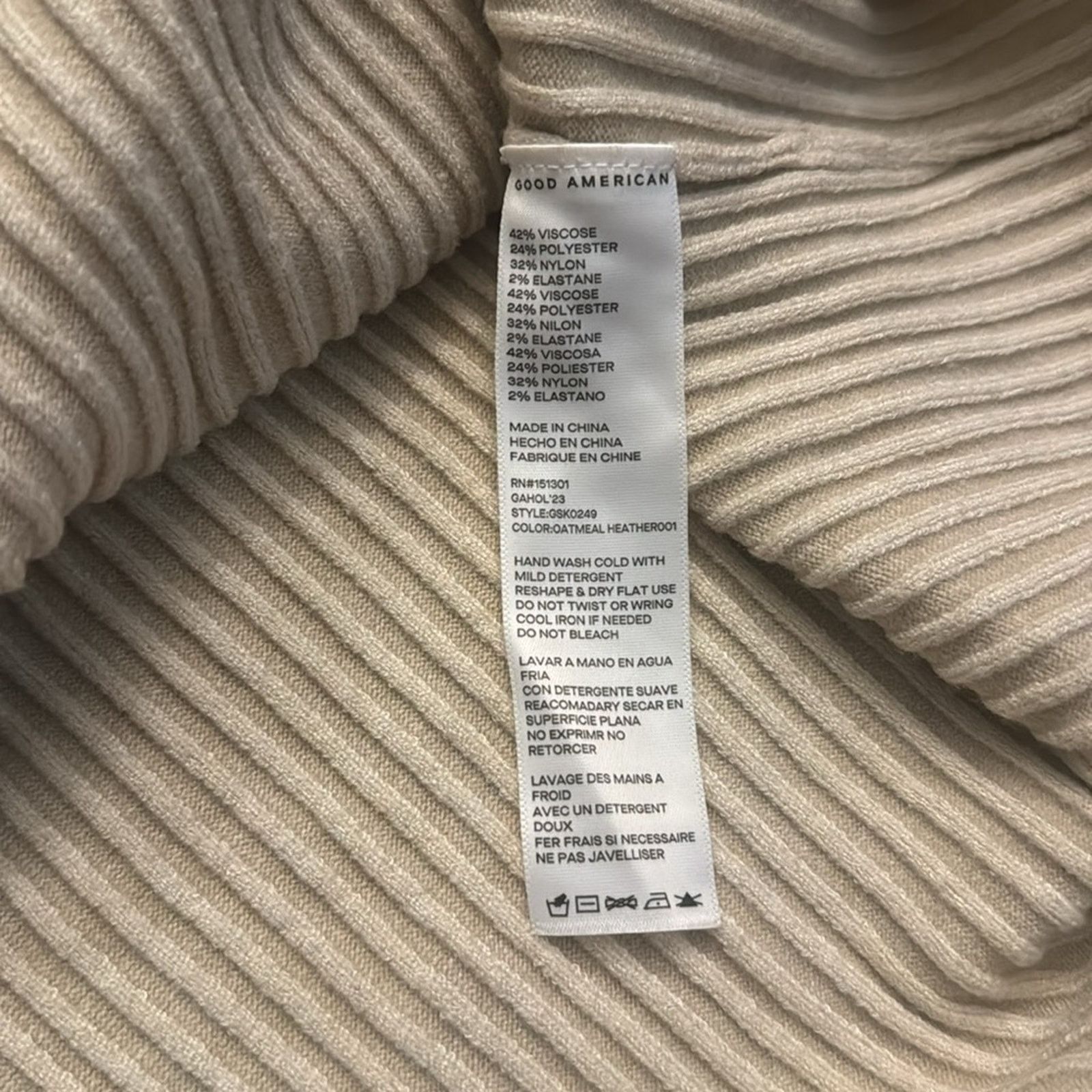 Good American Good American Wide Rib Mock Neck Crop Sweater - Oatmeal Size XS / US 0-2 / IT 36-38 - 5 Thumbnail