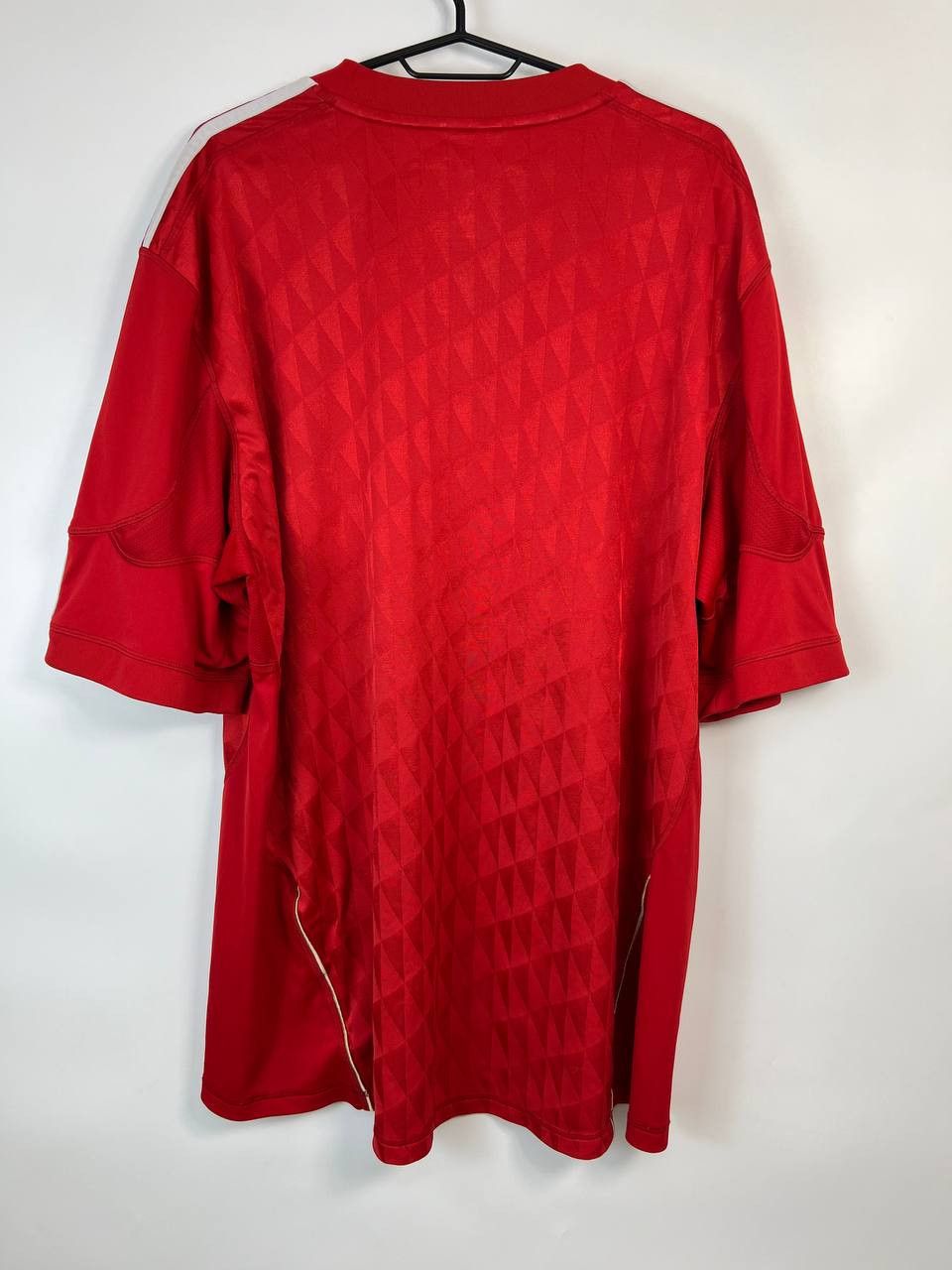Adidas LIVERPOOL 2010/2012 HOME FOOTBALL JERSEY ADIDAS P96763 Sz X Size US XL / EU 56 / 4 - 7 Thumbnail