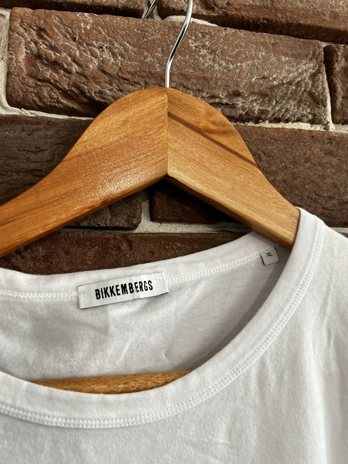 Dirk Bikkembergs Vintage Dirk Bikkembergs Logo Hype Tshirt XL white Soccer Size US XL / EU 56 / 4 - 7 Thumbnail