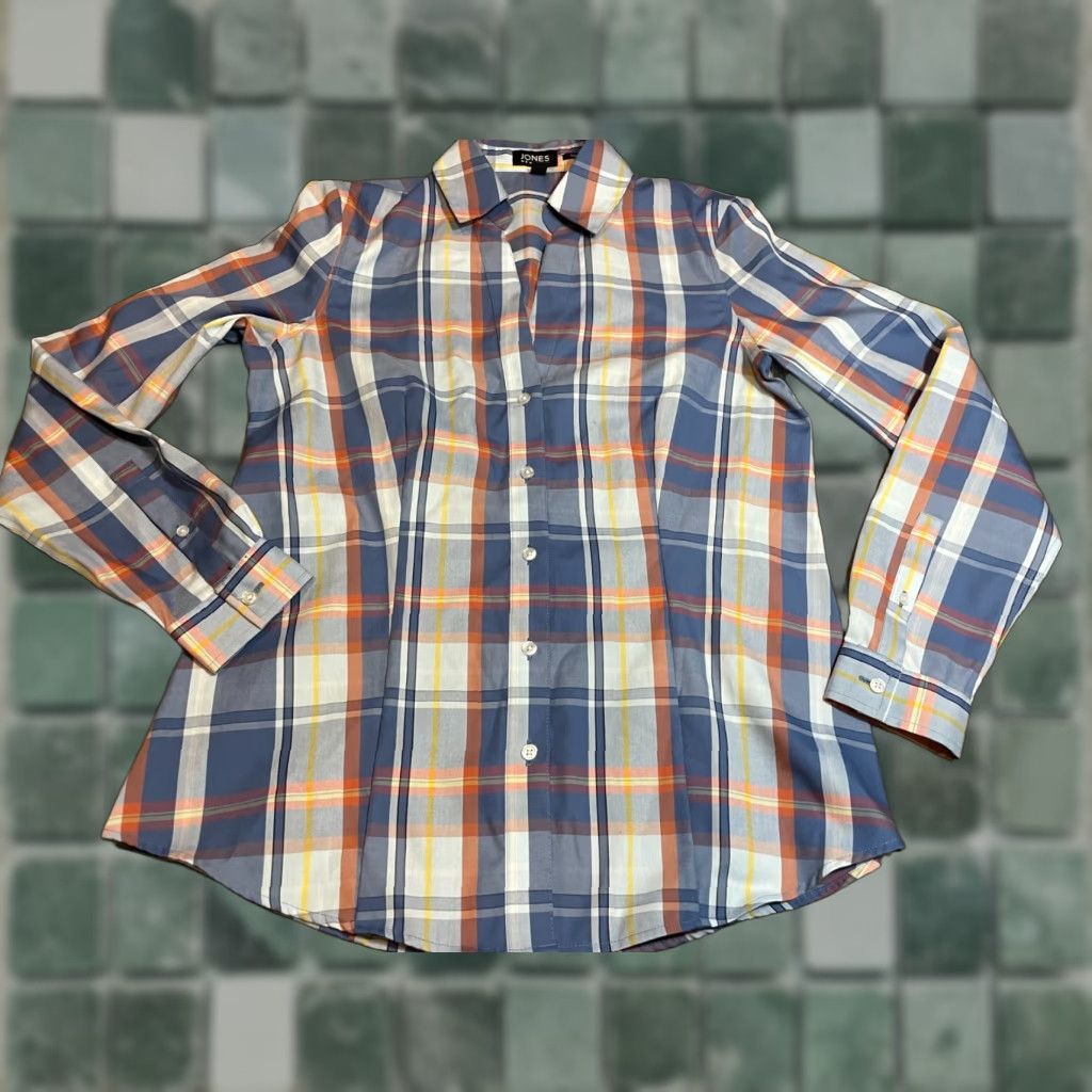 Jones New York Jones New York Button-Up Shirt Womens Small S Blue Plaid Long Sleeve Collared Collar Shirt Size S / US 4 / IT 40 - 1 Thumbnail