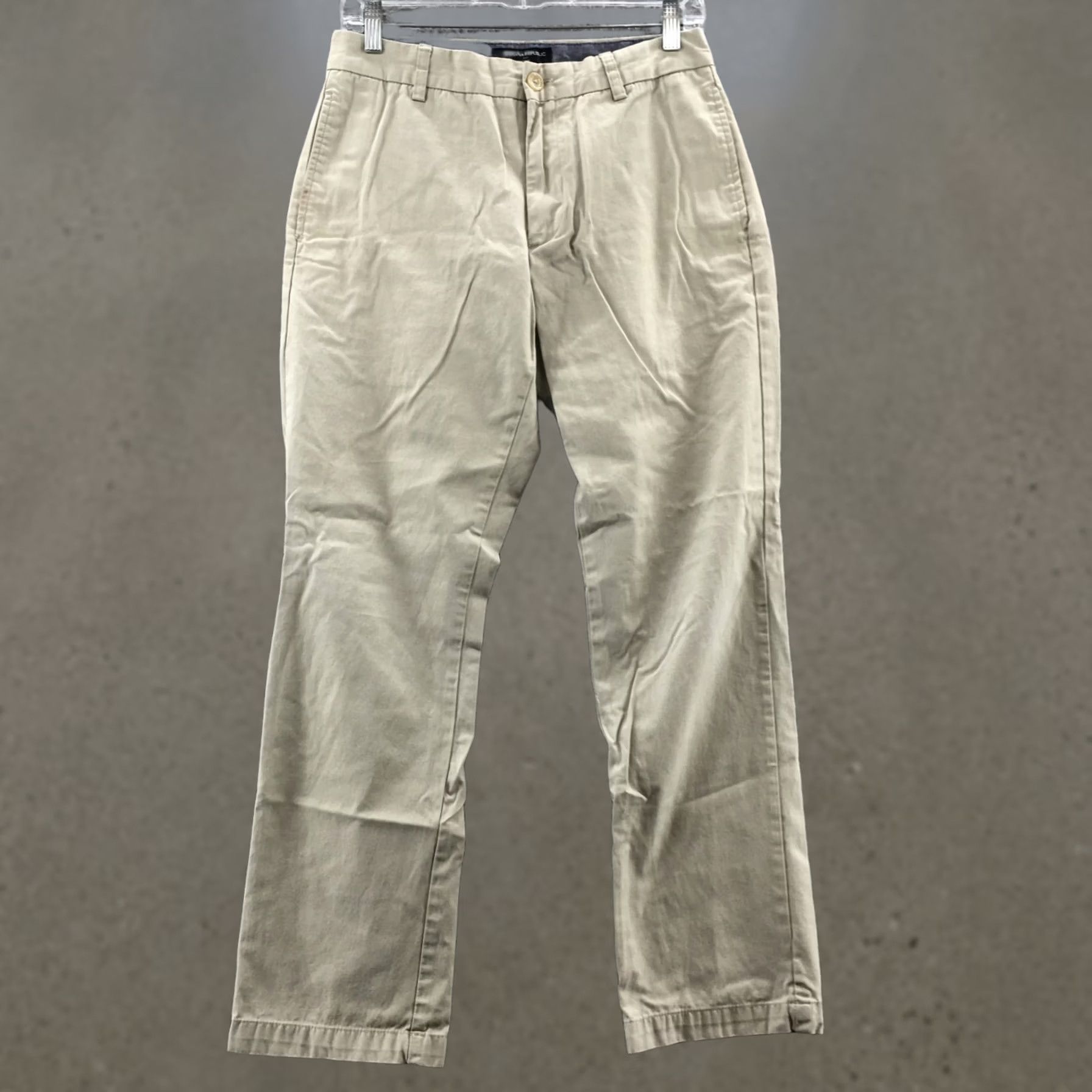 Banana Republic Banana Republic Gavin Chino Pants Men 30x30 Beige Cotton Mid Rise Regular Inseam 29 Chino Pants Mens Beige Cotton Vintage: No Size US 30 / EU 46 - 1 Thumbnail