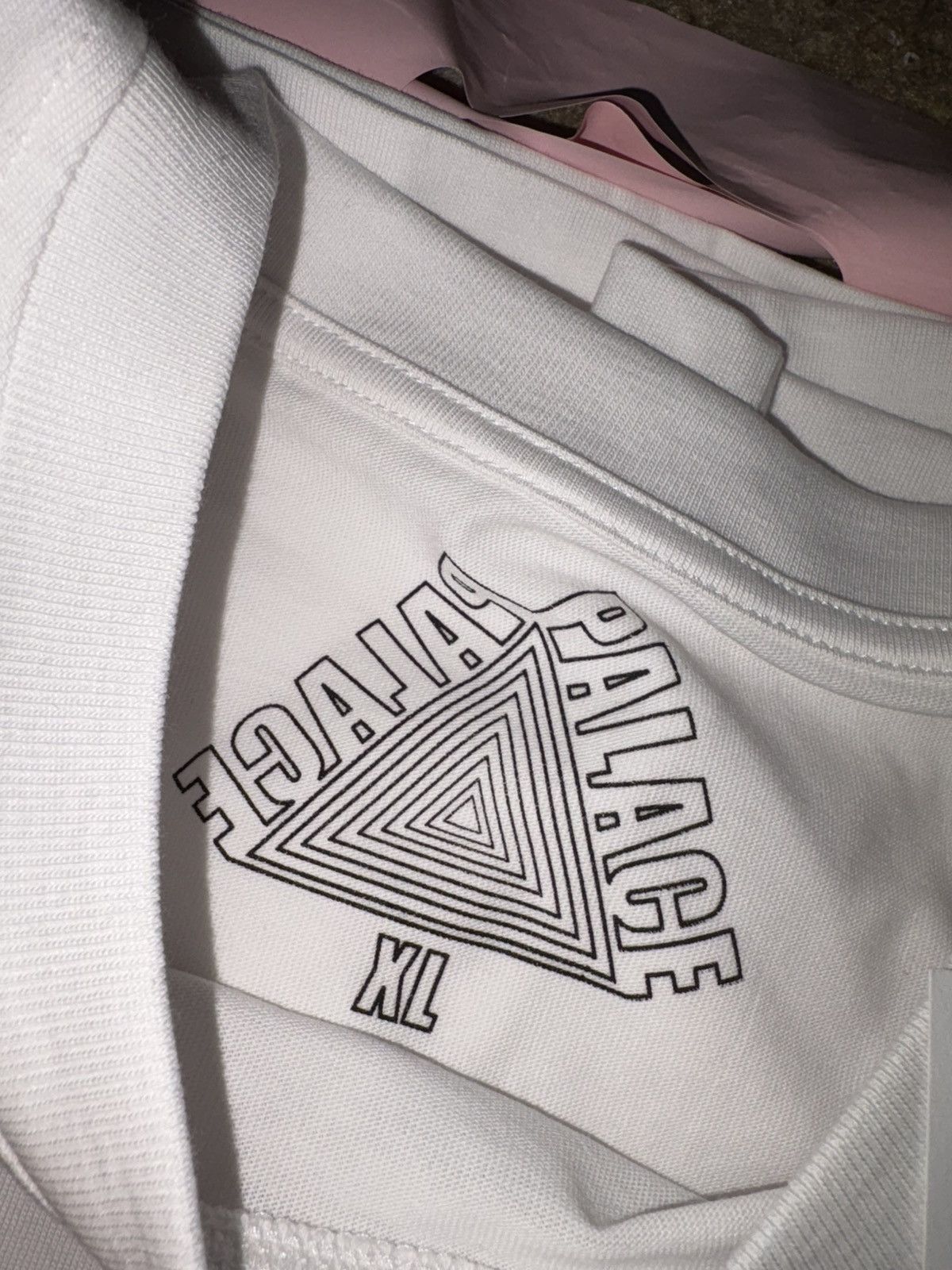 Palace Palace Bad Apple T-Shirt White Size US XL / EU 56 / 4 - 3 Thumbnail