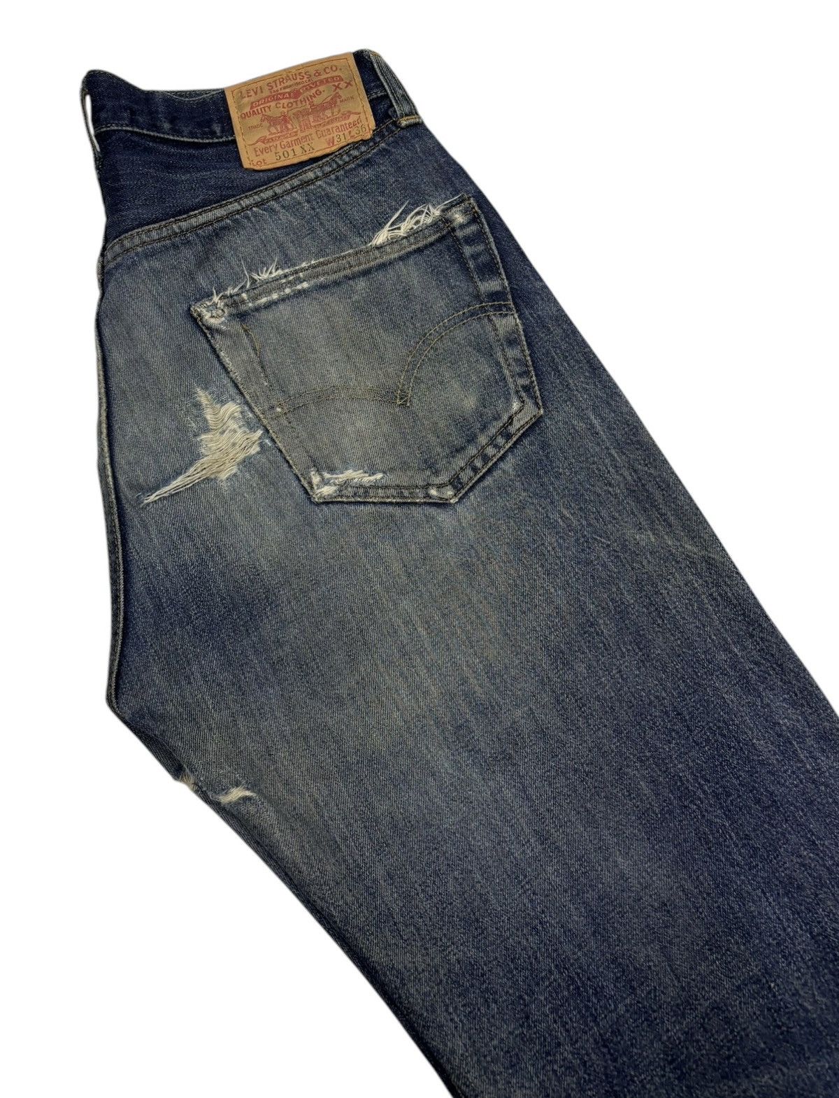 Levi's THRASHED Levis 501 Big E Selvedge Crash Denim Jeans Size US 31 - 11 Thumbnail