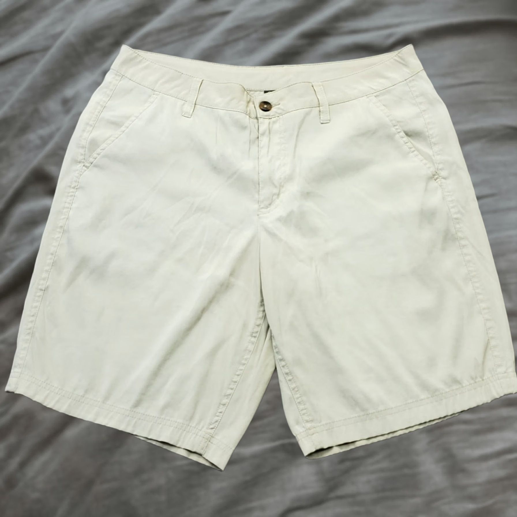 Eddie Bauer Eddie Bauer Chino Shorts Mens 32 Multi Nylon Stretch Belt Loop Outdoor Summer Regular Mens Size 32 Multicolor Nylon Stretch Belt Loop Outdoor Summer Size US 32 / EU 48 - 1 Thumbnail