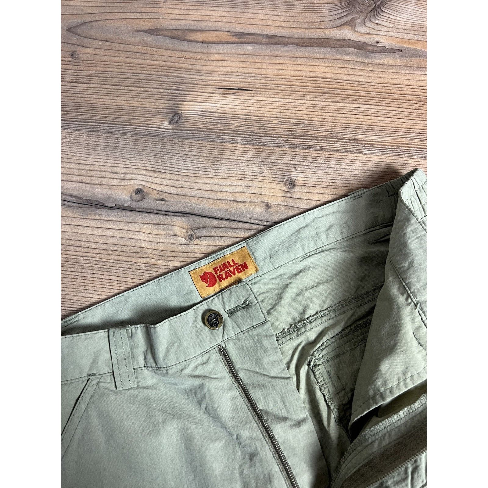 Fjallraven Fjallraven Kape Town Mt Men`s Beige Cargo Tracking Shorts Si Size US 32 / EU 48 - 12 Thumbnail