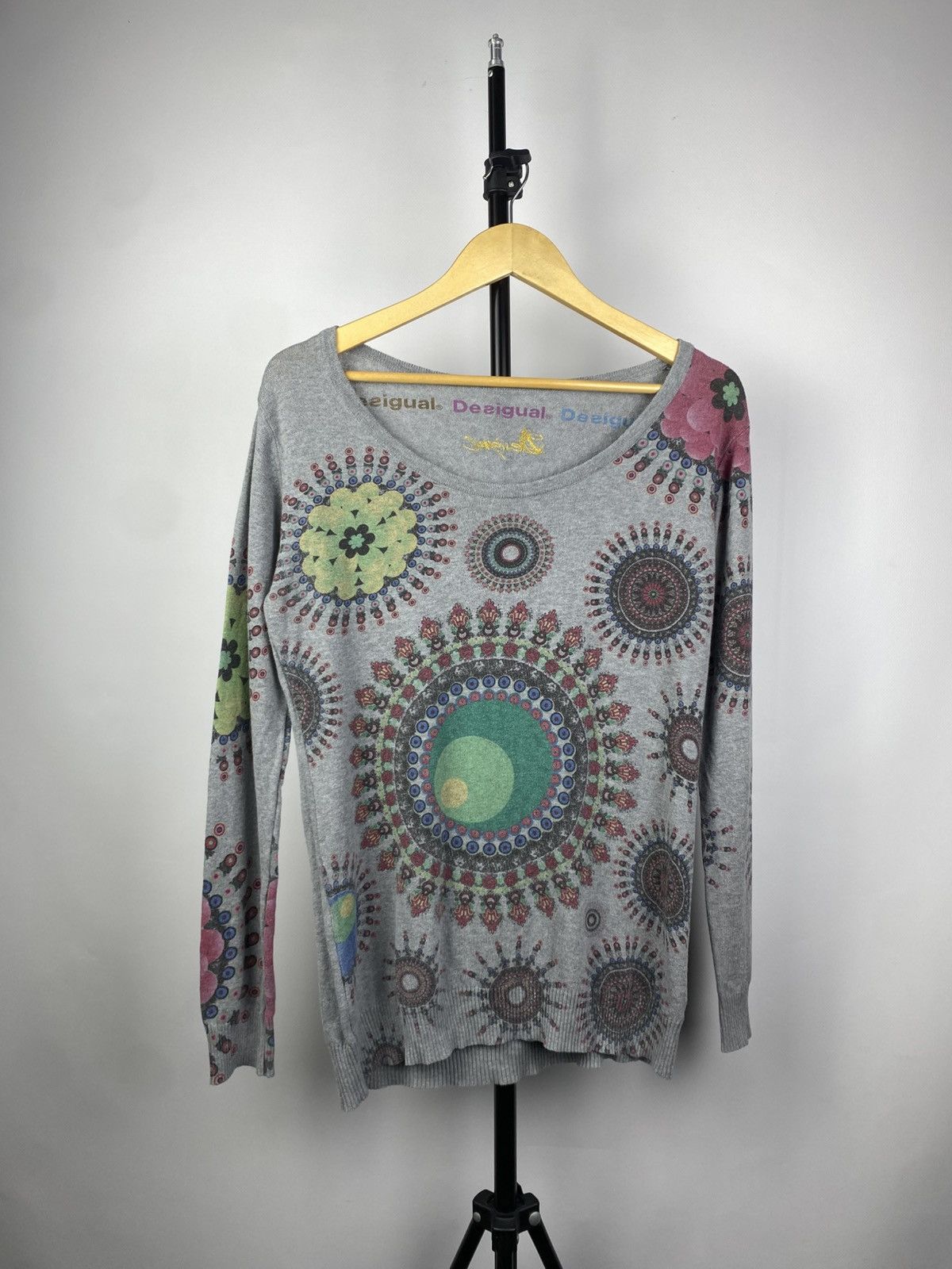 Designer × Desigual × Vintage Vintage Floral Japanese Style Longsleeve Sweatshirt Slim Size XL / US 12-14 / IT 48-50 - 1 Thumbnail
