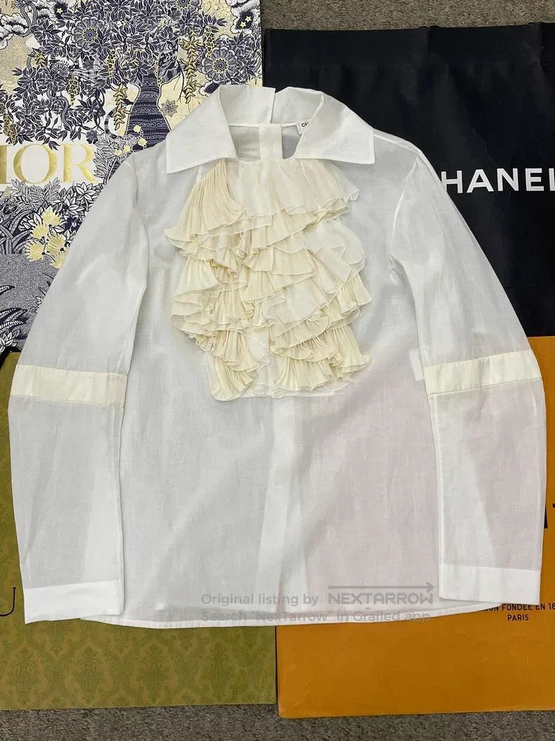 Chanel Chanel Equestrian series white ruffled stitched shirt Size XS / US 0-2 / IT 36-38 - 1 Thumbnail