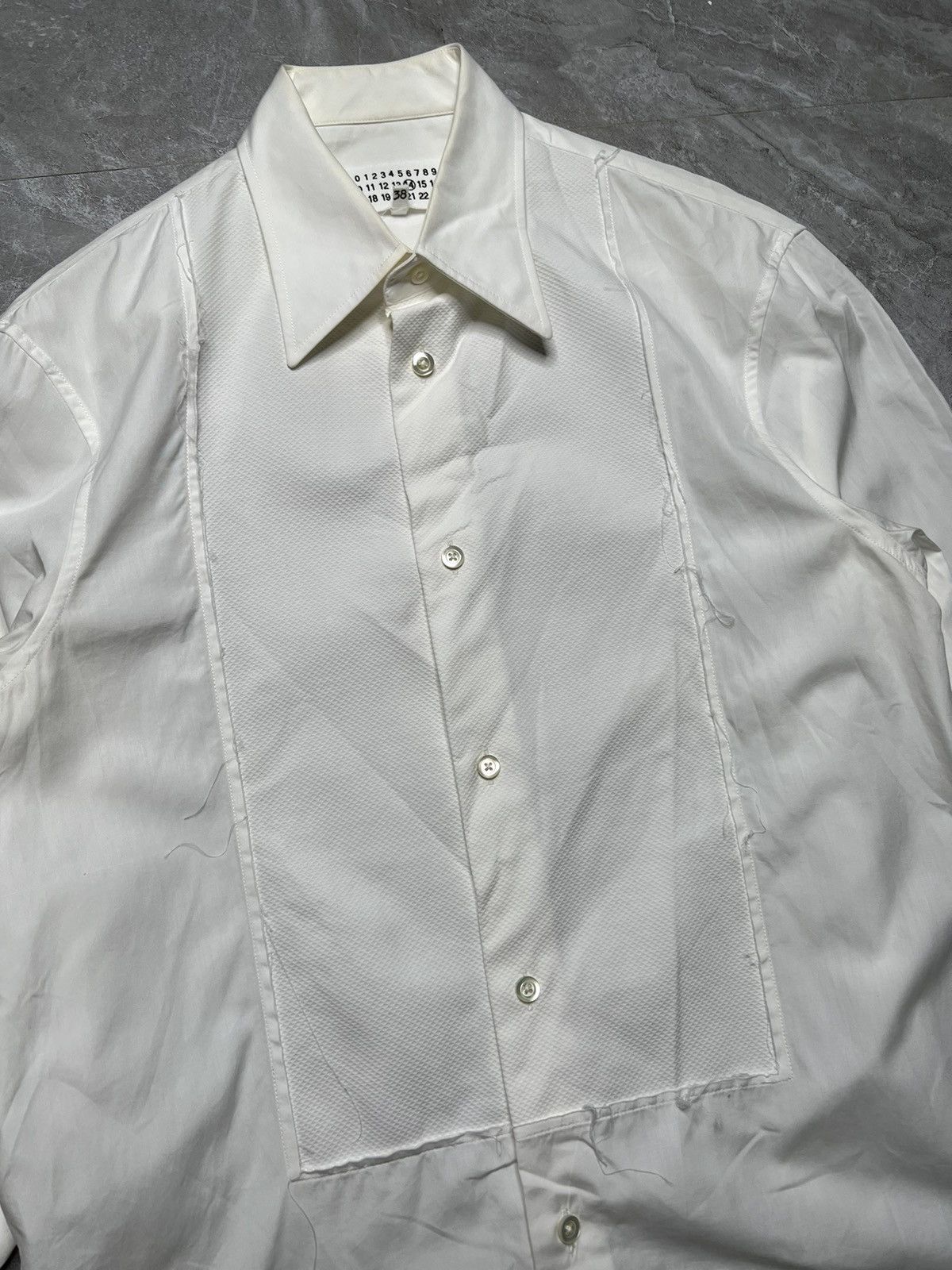 Maison Margiela Maison Margiela Line 14 Raw-Trim Cotton Poplin Tuxedo Shirt Size US M / EU 48-50 / 2 - 10 Thumbnail