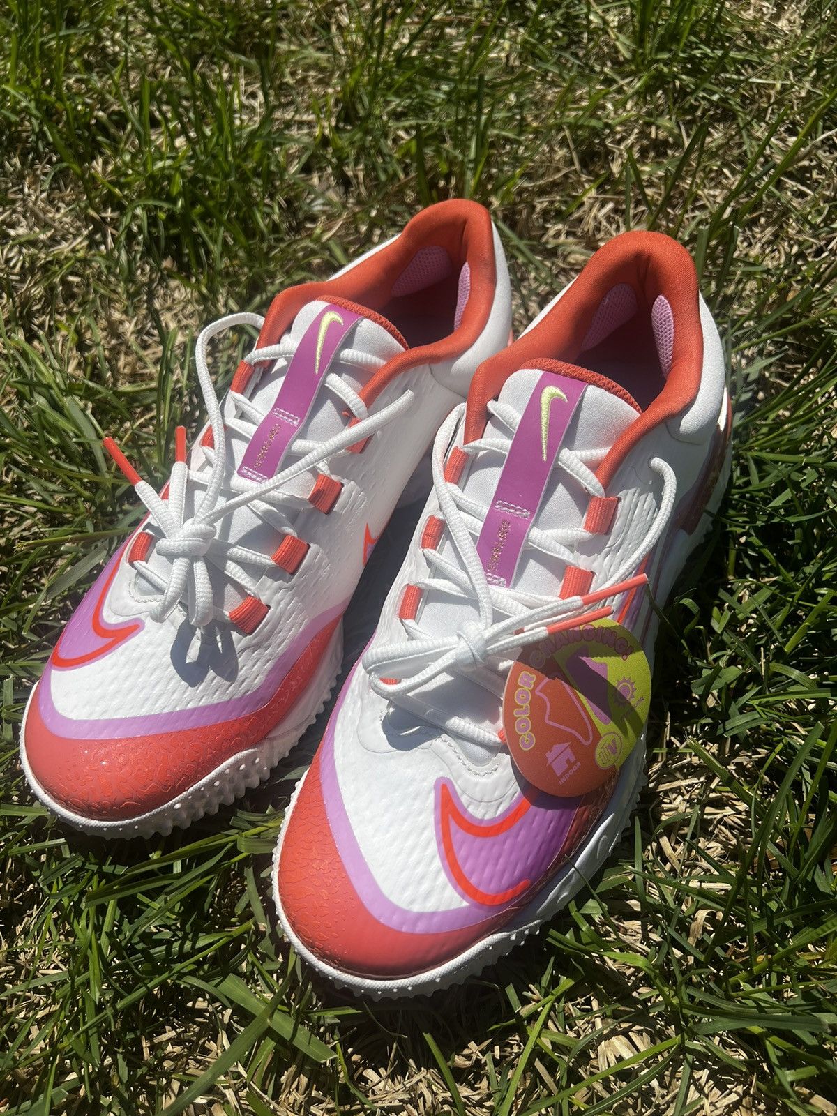 NEW Nike size Womens Alpha Huarache Elite Turf Cleats