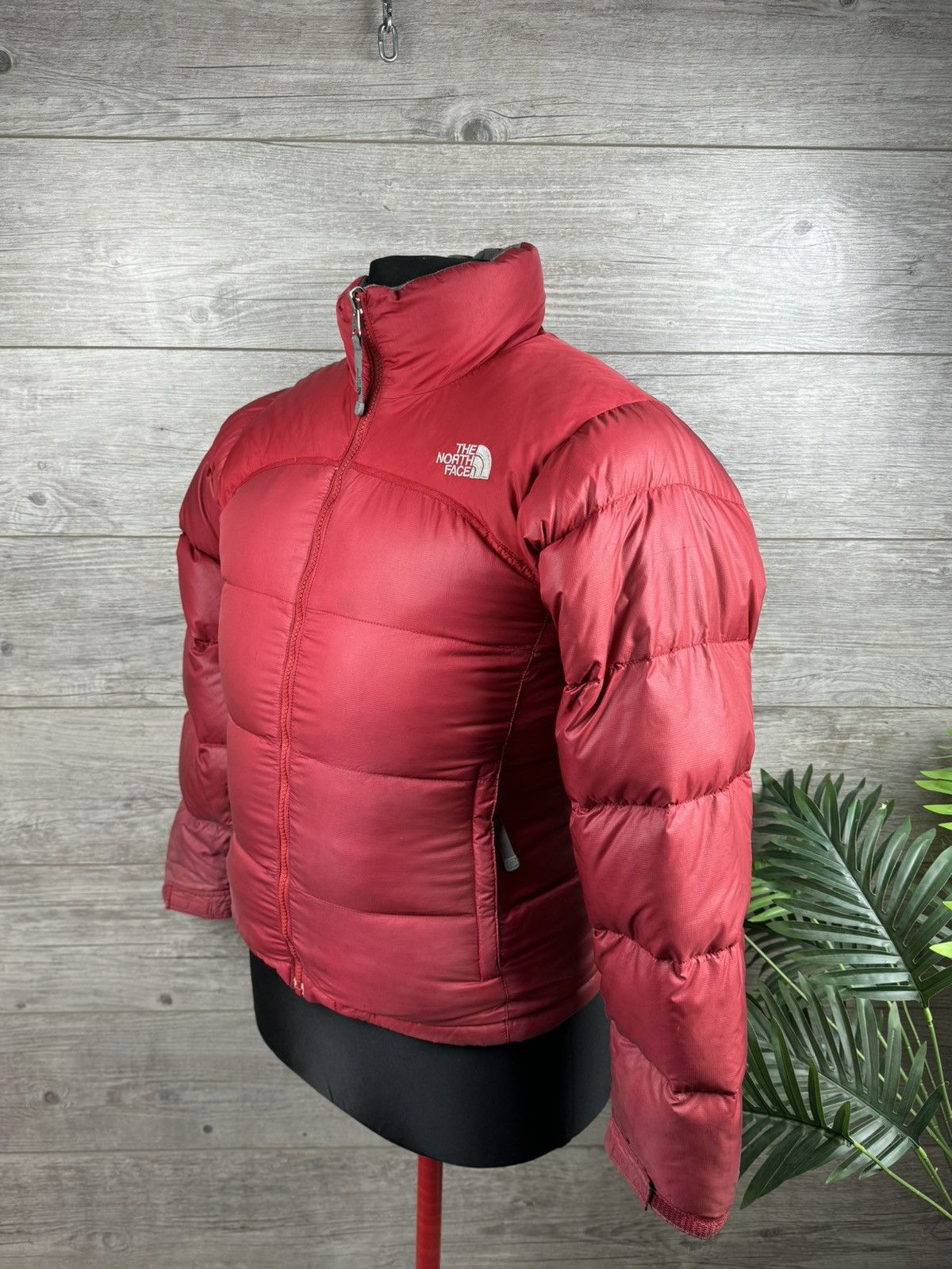 The North Face VINTAGE THE NORTH FACE 700 WOMEN PUFFER DOWN JACKET SIZE S Size S / US 4 / IT 40 - 3 Thumbnail