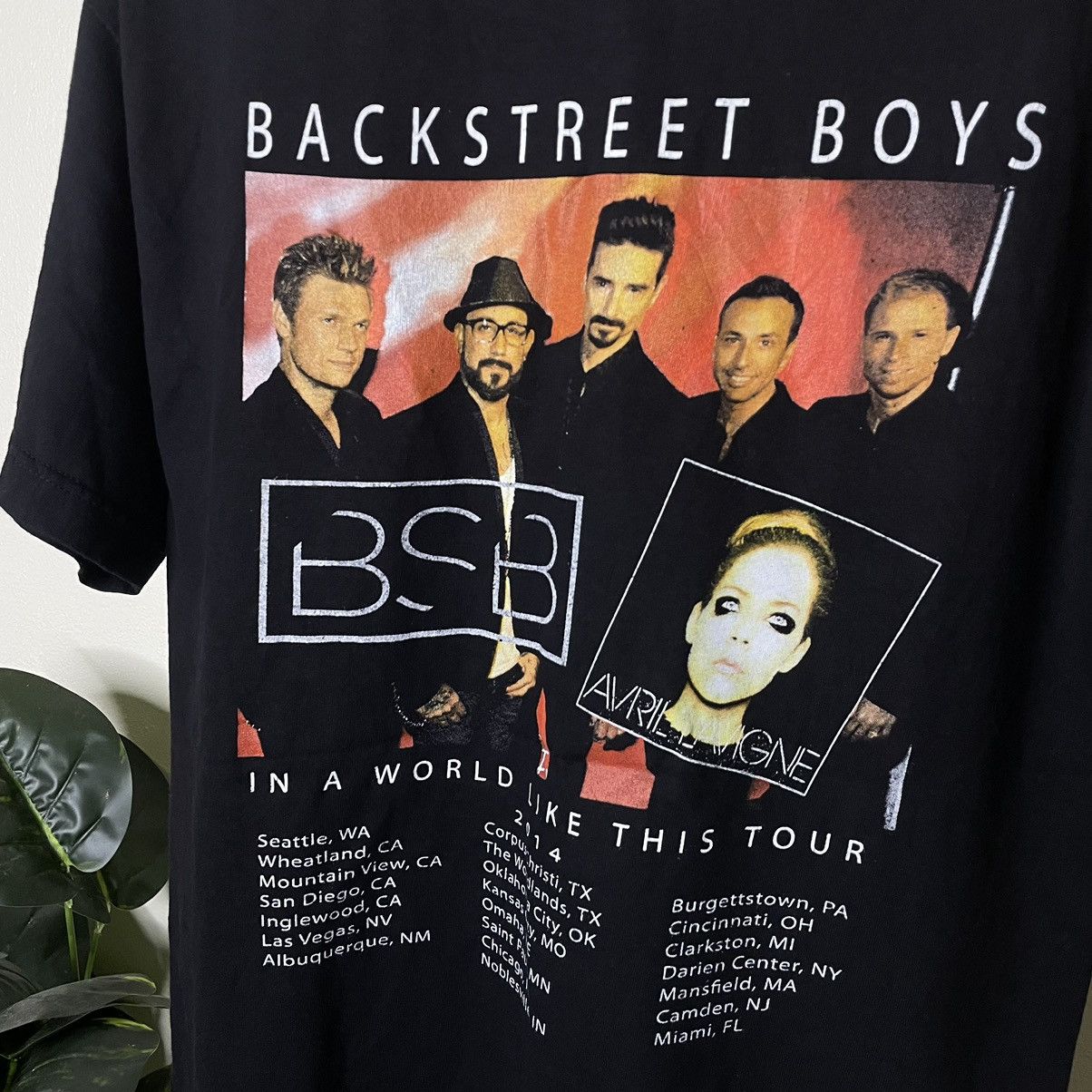 Band Tees × Vintage Vintage 2014 Backstreet Boys In A World Like This Tour Tee Size US M / EU 48-50 / 2 - 5 Thumbnail