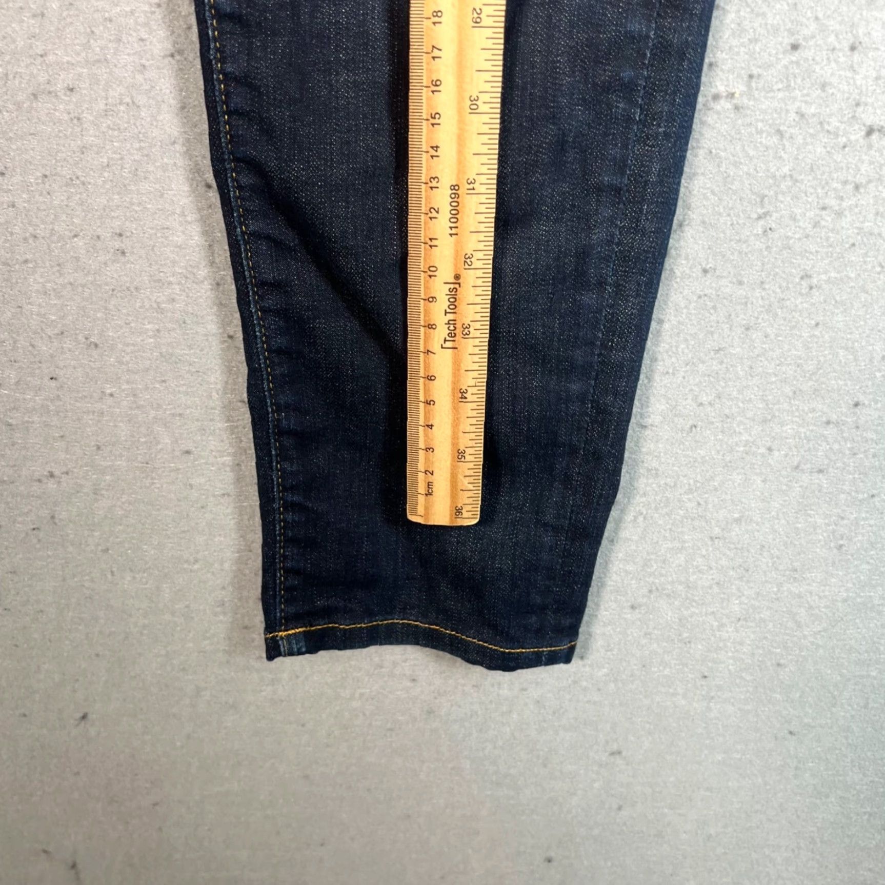 Imogene + Willie Imogene + Willie Elizabeth Jeans Womens 25R Elizabeth Cut Dark Wash Denim Size 42" / US 20 - 7 Thumbnail
