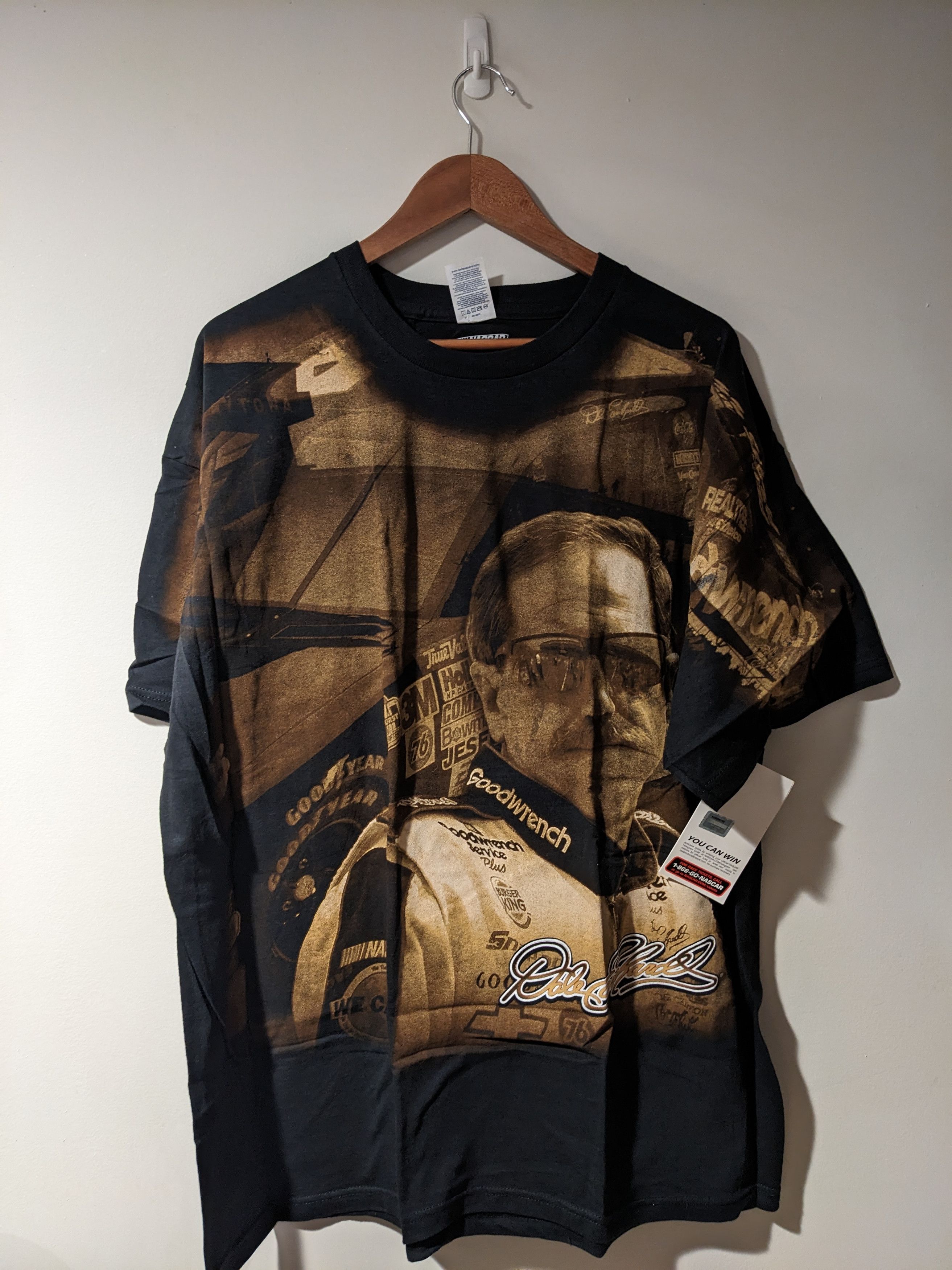 Chase Authentics × NASCAR × Vintage Vintage 2011 Dale Earnhardt Nascar All Over Print T-Shirt Size US XXL / EU 58 / 5 - 1 Thumbnail