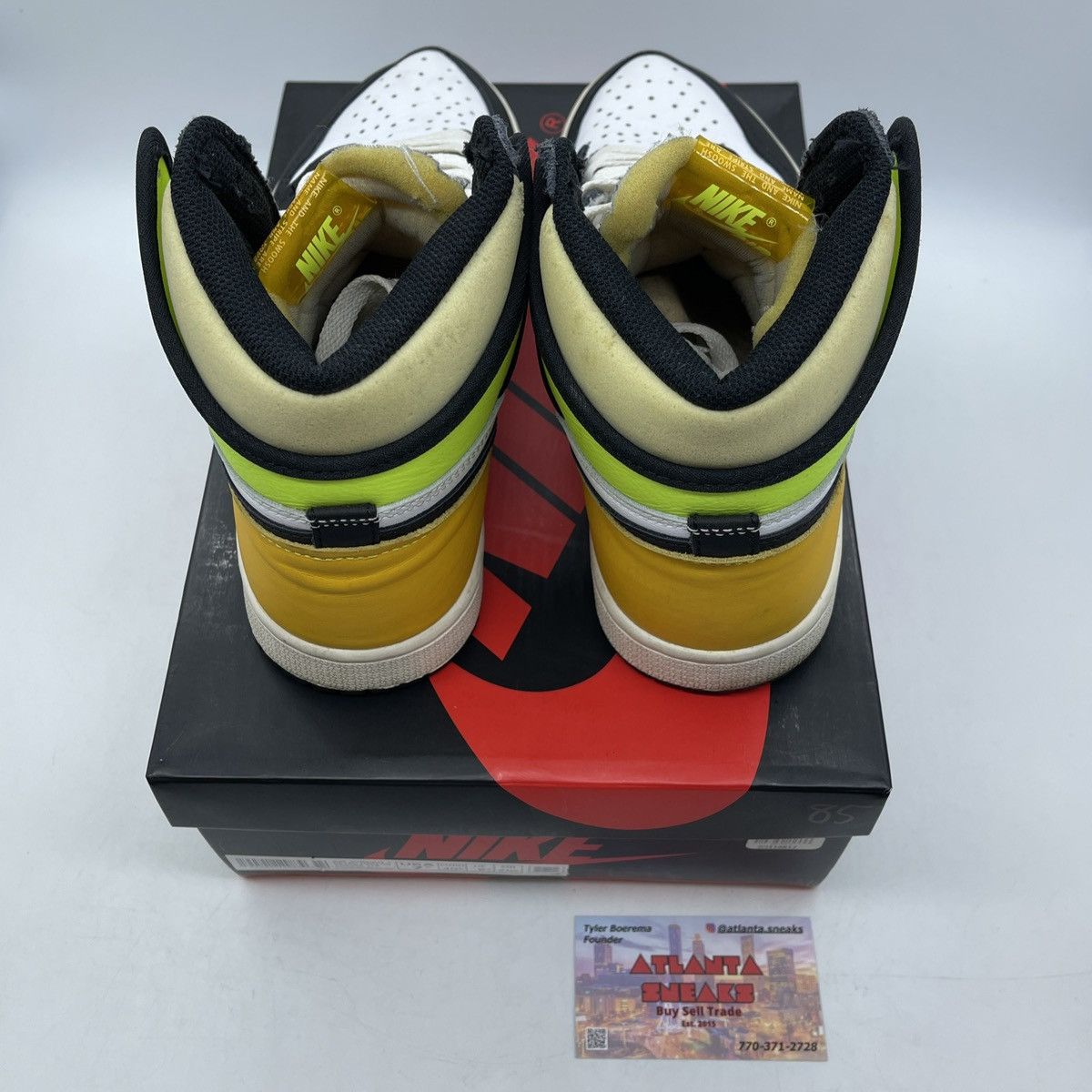 Jordan Brand Air Jordan 1 high volt gold Size US 7.5 / EU 40-41 - 6 Thumbnail