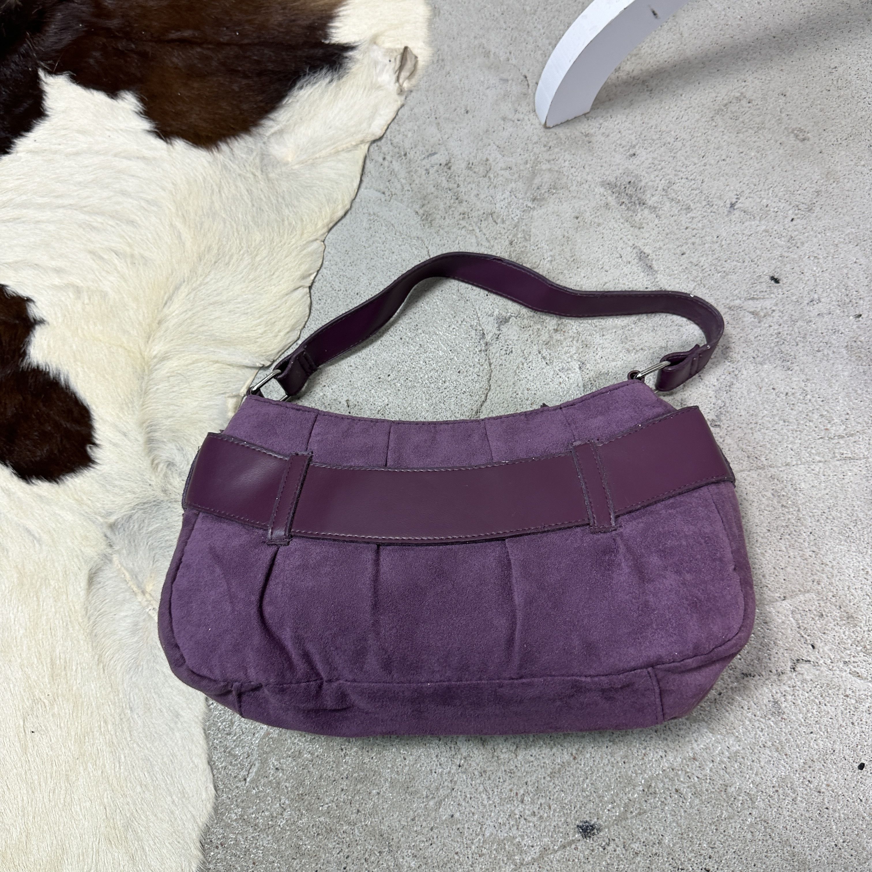 Vintage Vintage Avant Garde Opium Belted Baguette Bag Y2K Size ONE SIZE - 4 Thumbnail