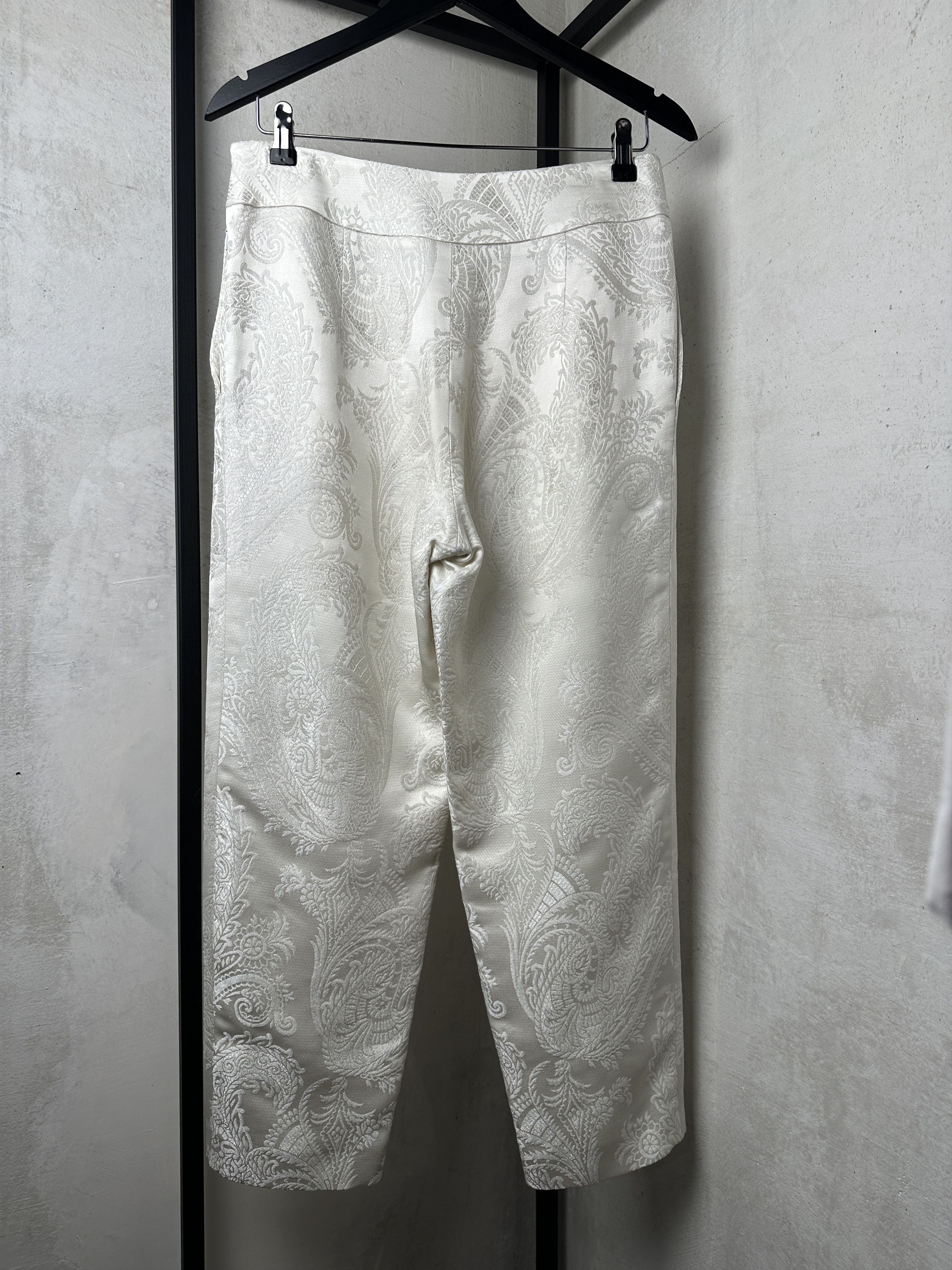 Chanel Chanel Indian-Inspired Pre-Fall 2012 Runway Jacquard Pants Size 28" / US 6 / IT 42 - 9 Thumbnail