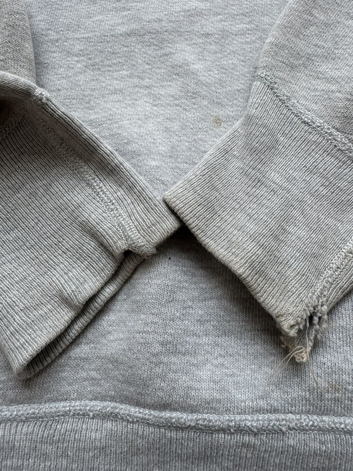 Wilson VERY RARE VINTAGE SWEATSHIRTS WILSON SINGLE FRONT V 40s 50s Size US M / EU 48-50 / 2 - 4 Thumbnail