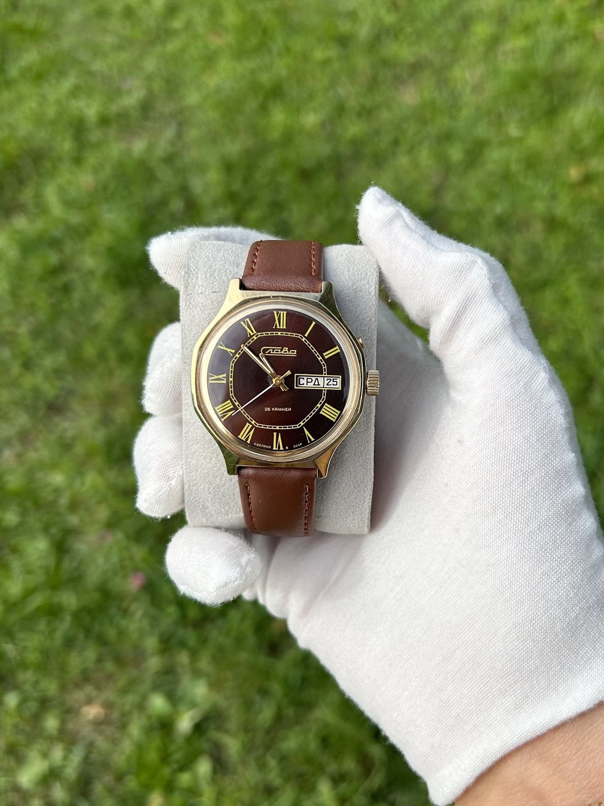 Vintage Vintage Watch Slava Mechanical Made in USSR Authentic 1980s Size ONE SIZE - 11 Thumbnail