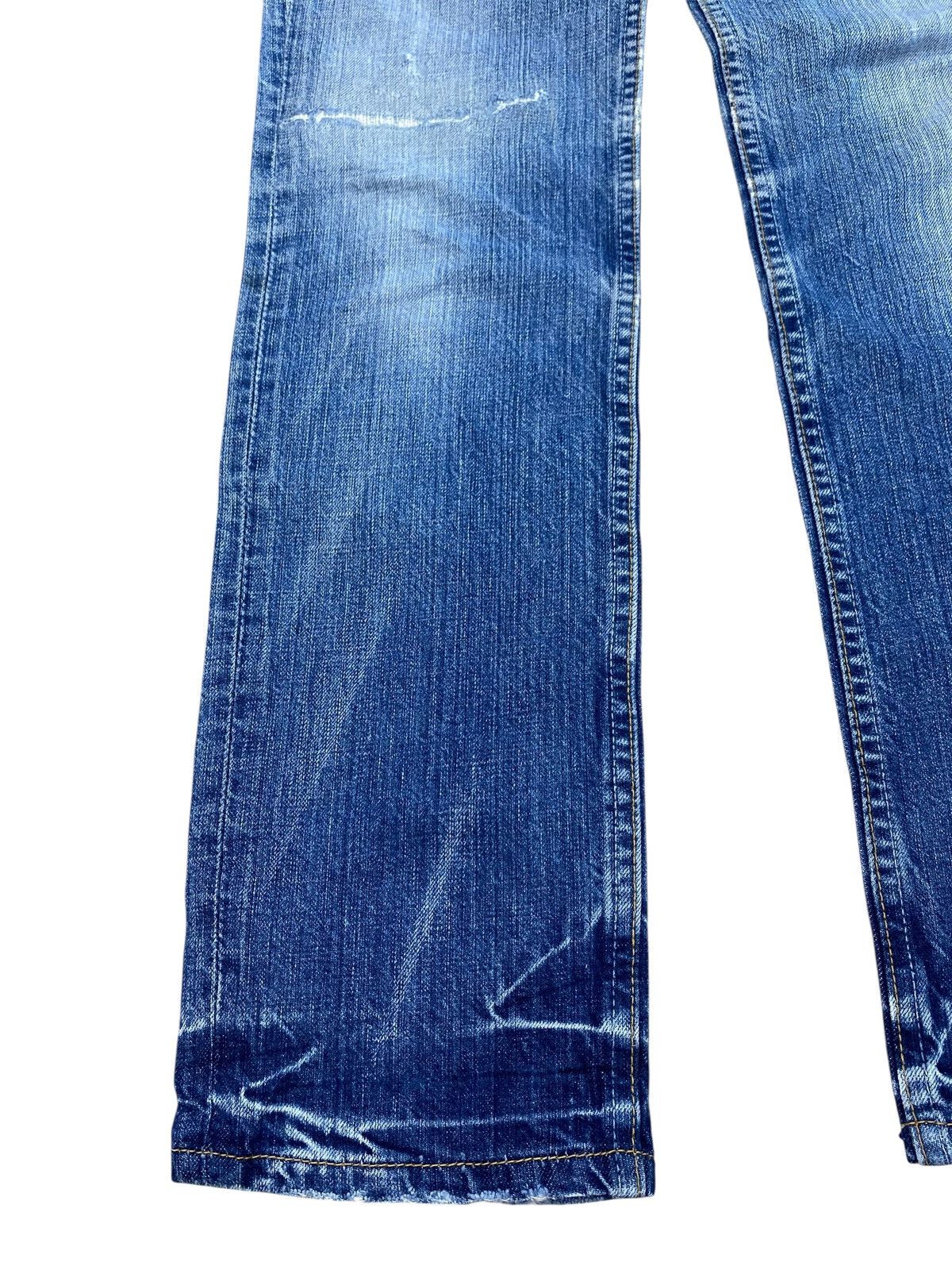 Levi's Vintage Levi’s Faded Wash Ripped Style Loose Jeans Size US 28 / EU 44 - 5 Thumbnail