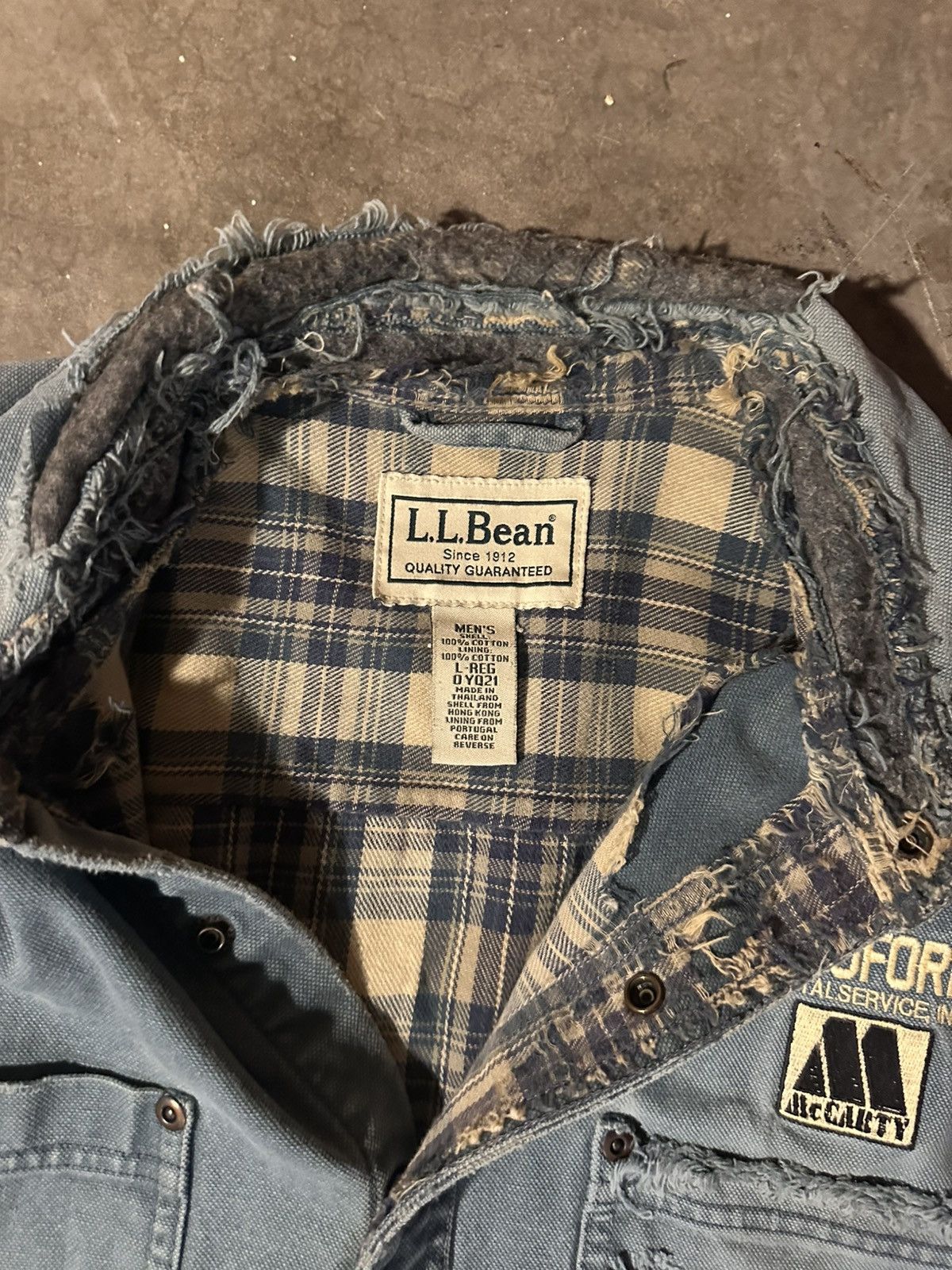 Carhartt × Vintage Streetwear x Vintage carhartt style LL bean jean jacket ! Size US XL / EU 56 / 4 - 4 Thumbnail