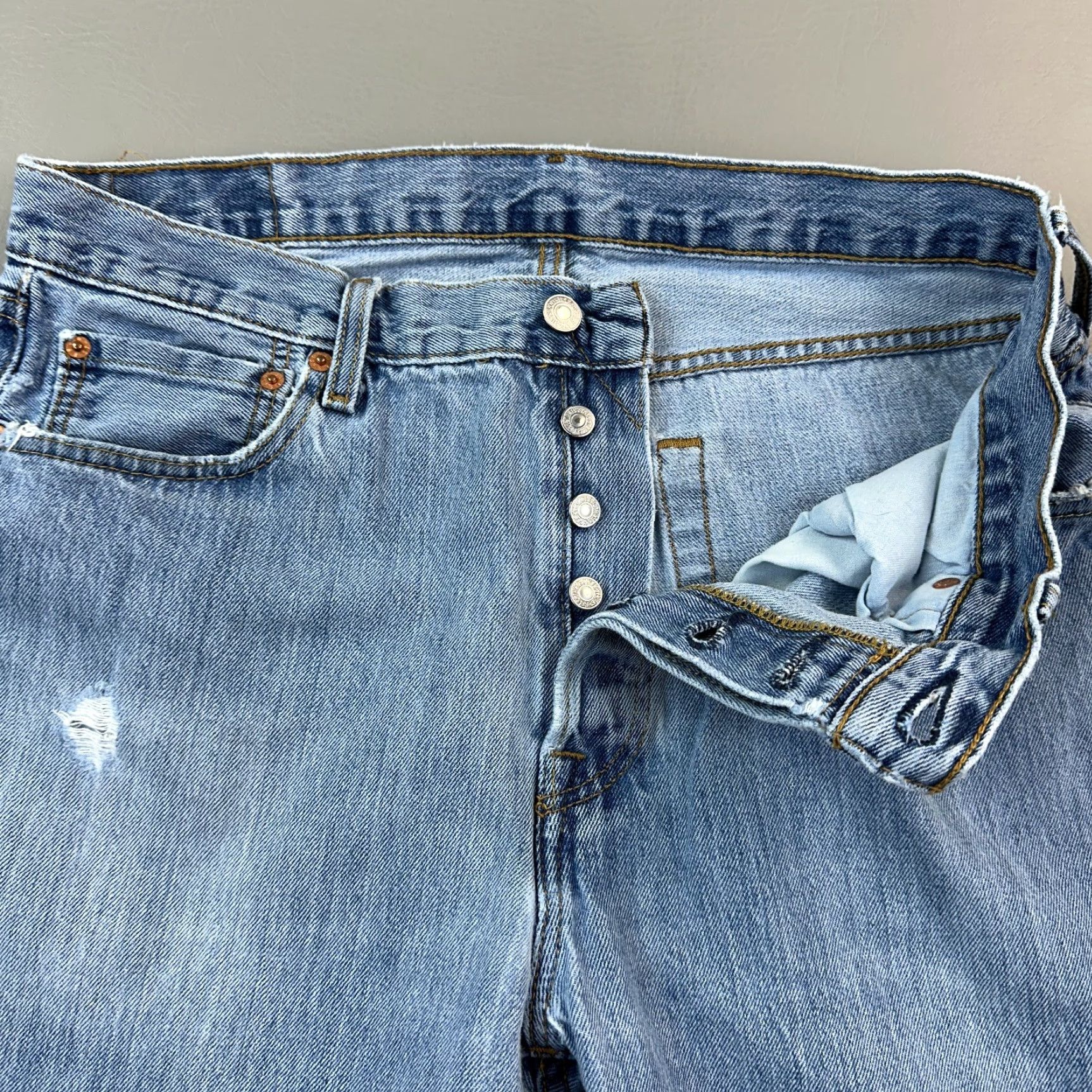 Levi's Levi's 501 Jeans Mens 34x29 Medium Wash Original Fit Straight Button Fly Casual Regular Denim Blue 90s Cowboy Retro Size US 34 / EU 50 - 6 Thumbnail