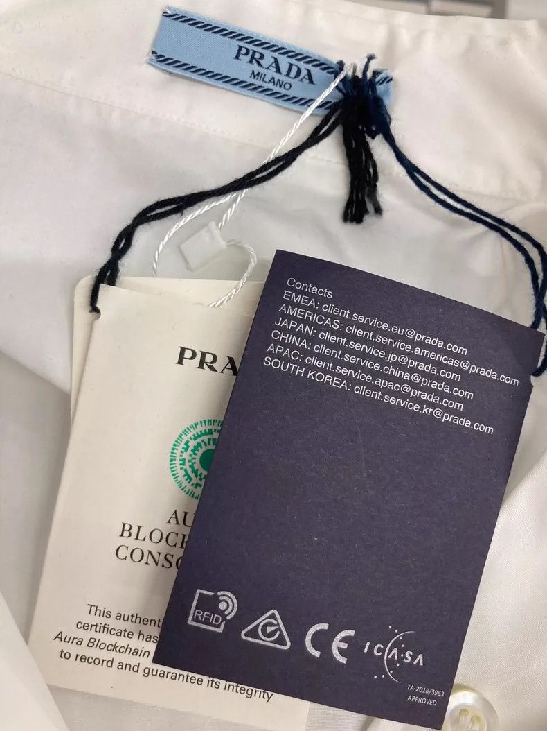 Prada Prada White short shirt Size XS / US 0-2 / IT 36-38 - 4 Thumbnail