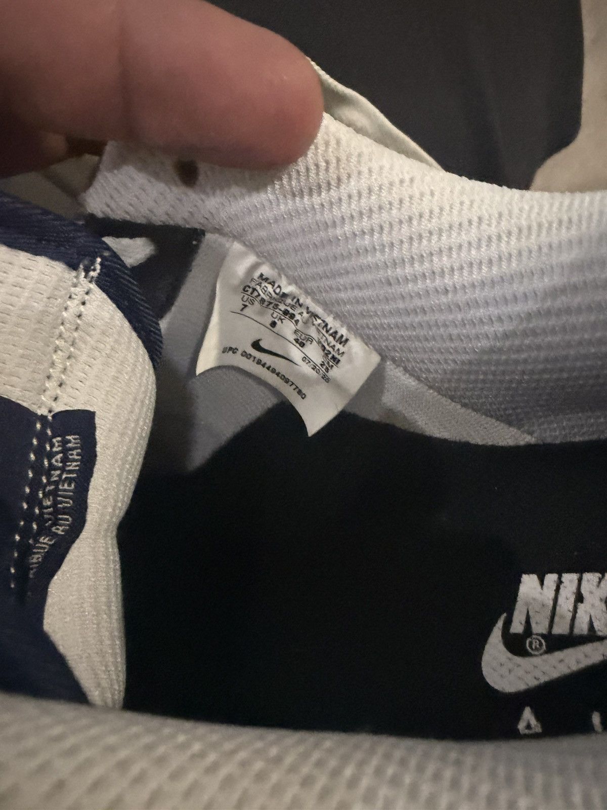 Nike Air force Size US 7 / EU 40 - 3 Thumbnail