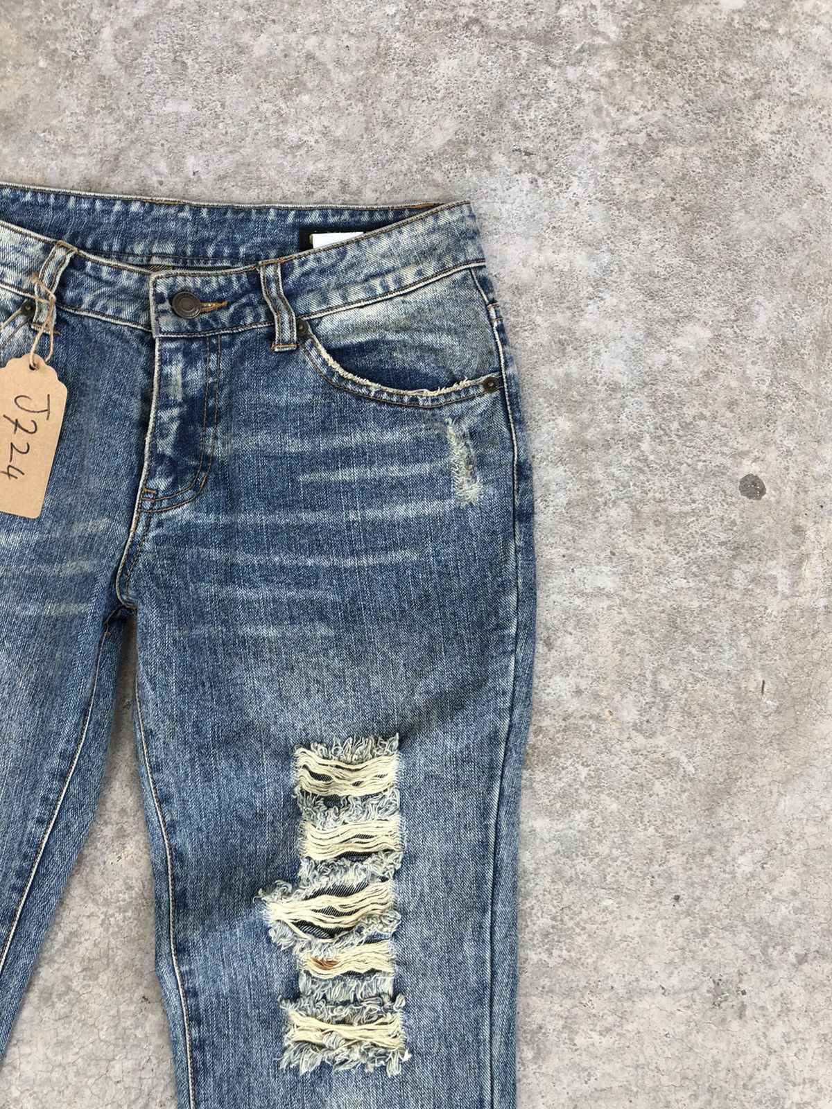 If Six Was Nine Japanese Dear Heart Flared Jeans Distressed Jeans Size US 29 - 4 Thumbnail