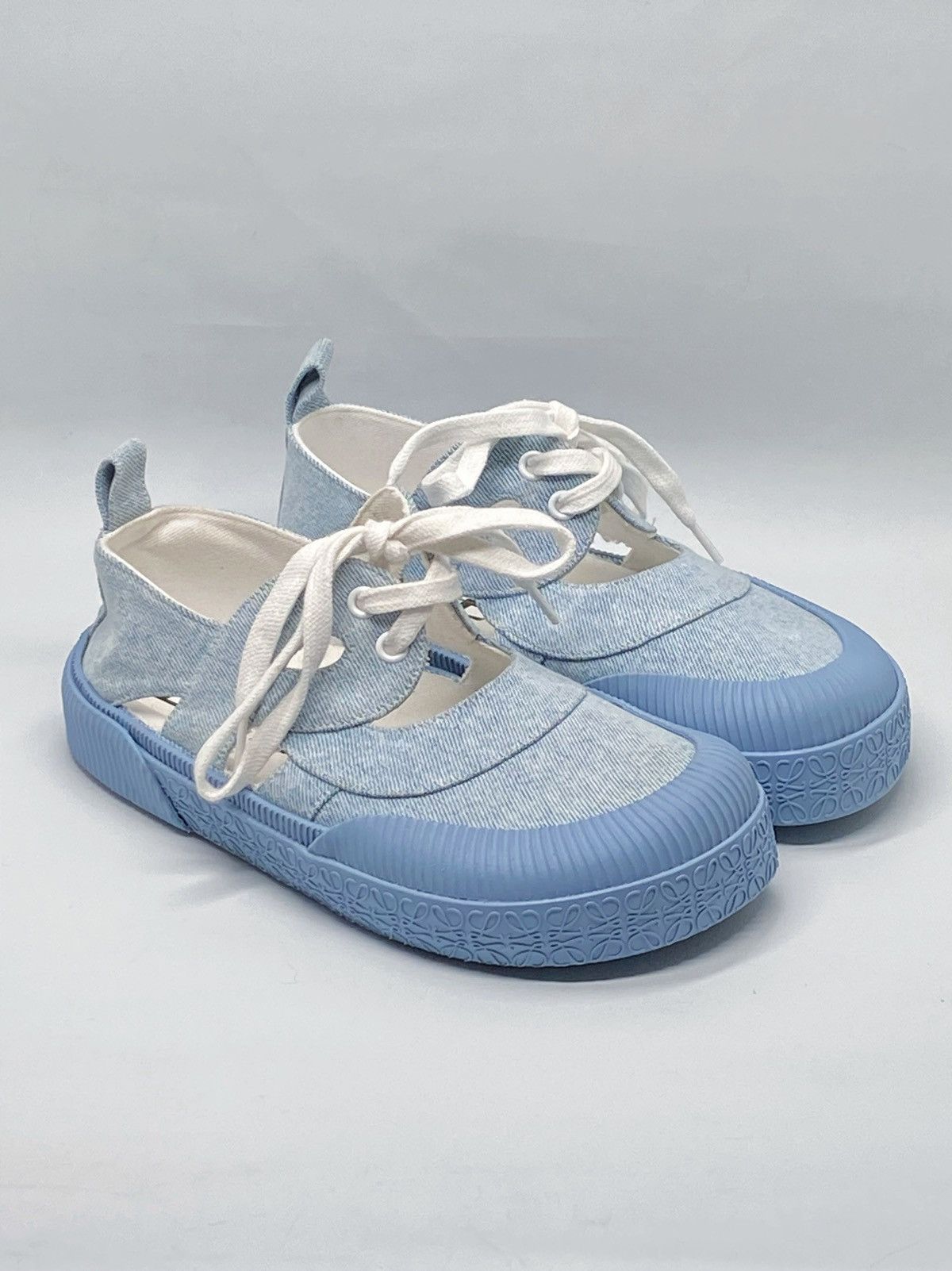 Loewe Loewe Cut-Out Platform Denim Sneakers size 35 Size US 5 / IT 35 - 4 Thumbnail