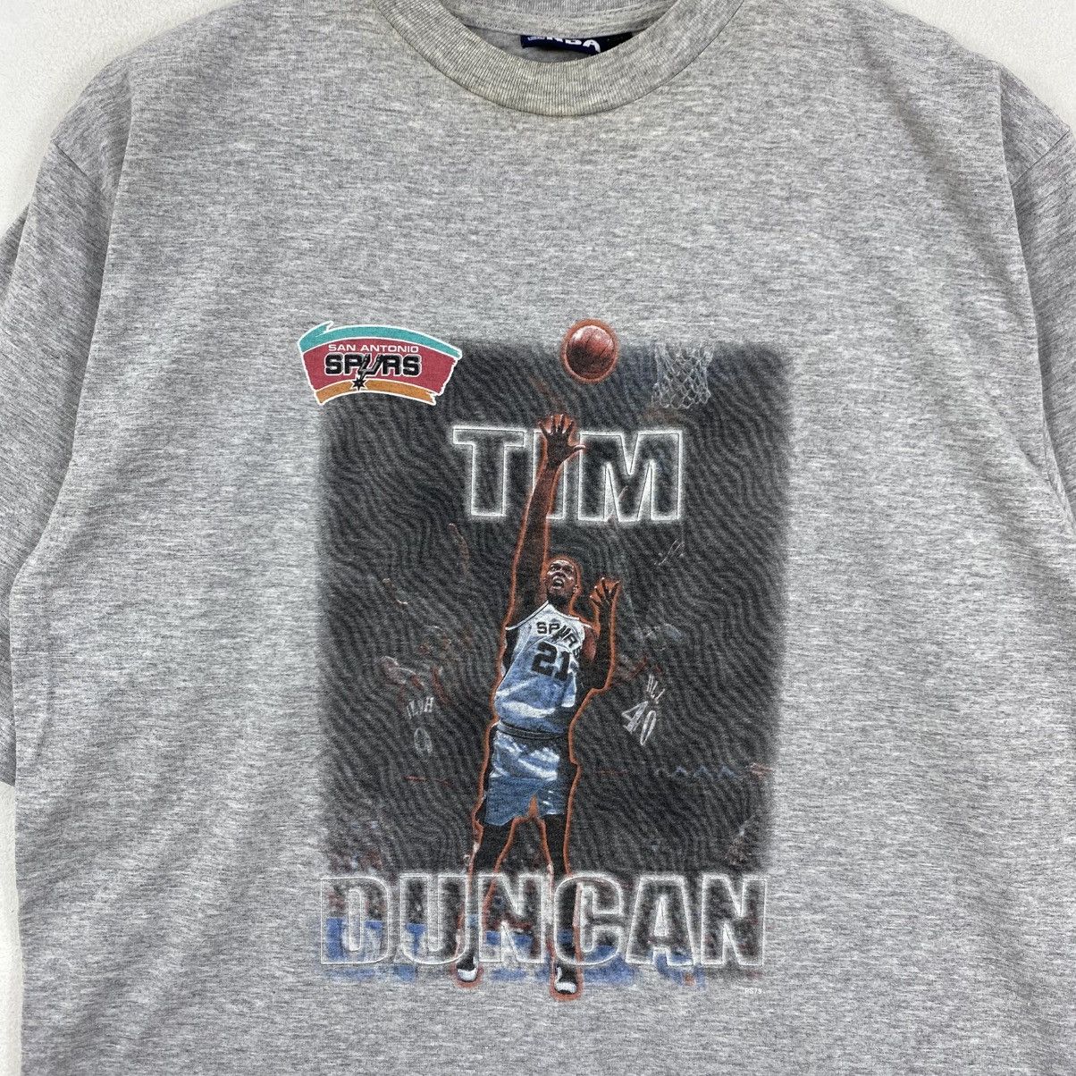 NBA Vintage 90s San Antonio Spurs Tim Duncan NBA T-Shirt Size M Size US M / EU 48-50 / 2 - 4 Thumbnail
