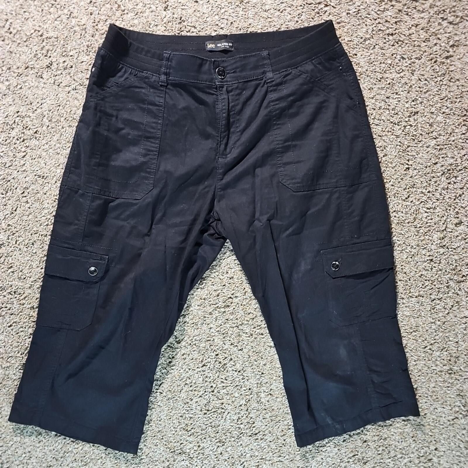 Lee Lee Relaxed Fit Mid Rise 14M Black Capris Size 36" / US 14 / IT 50 - 1 Thumbnail