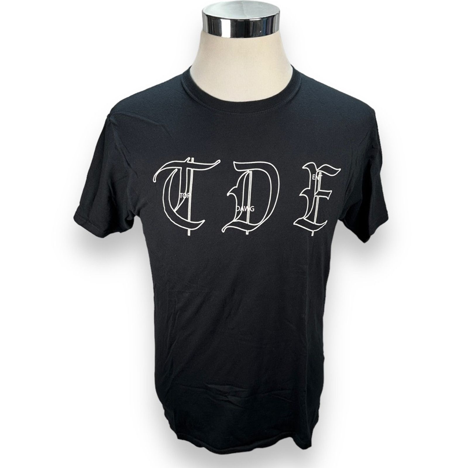 Top Dawg Entertainment TDE Top Dawg Entertainment Graphic T-Shirt Rap Tee Black M Size US M / EU 48-50 / 2 - 1 Thumbnail