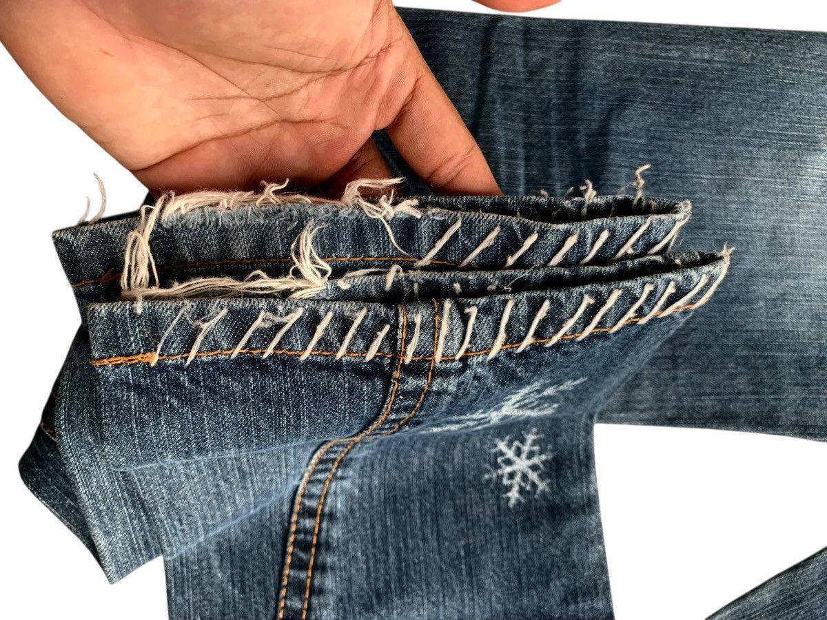 If Six Was Nine × Japanese Brand × Vintage Vintage Y2k Blue Moon Blue Hairy Jeans Japanese Style 🇯🇵 Size 30" / US 8 / IT 44 - 16 Thumbnail
