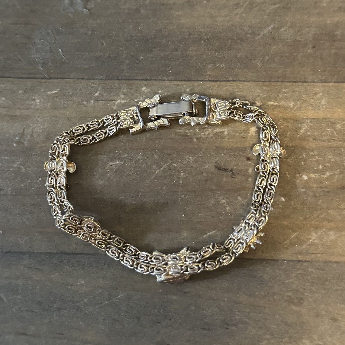 Vintage Vintage double scroll link charm bracelet Size ONE SIZE - 2 Thumbnail