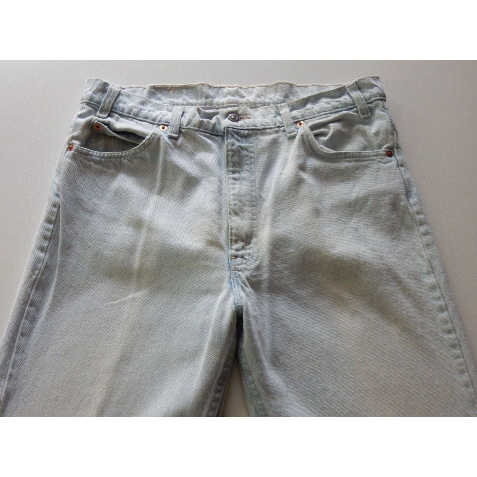 Levi's VINTAGE Levi's Men's Jeans Size 36x32 505 Straight Fit Light Wash Denim Made in USA Size US 36 / EU 52 - 4 Thumbnail