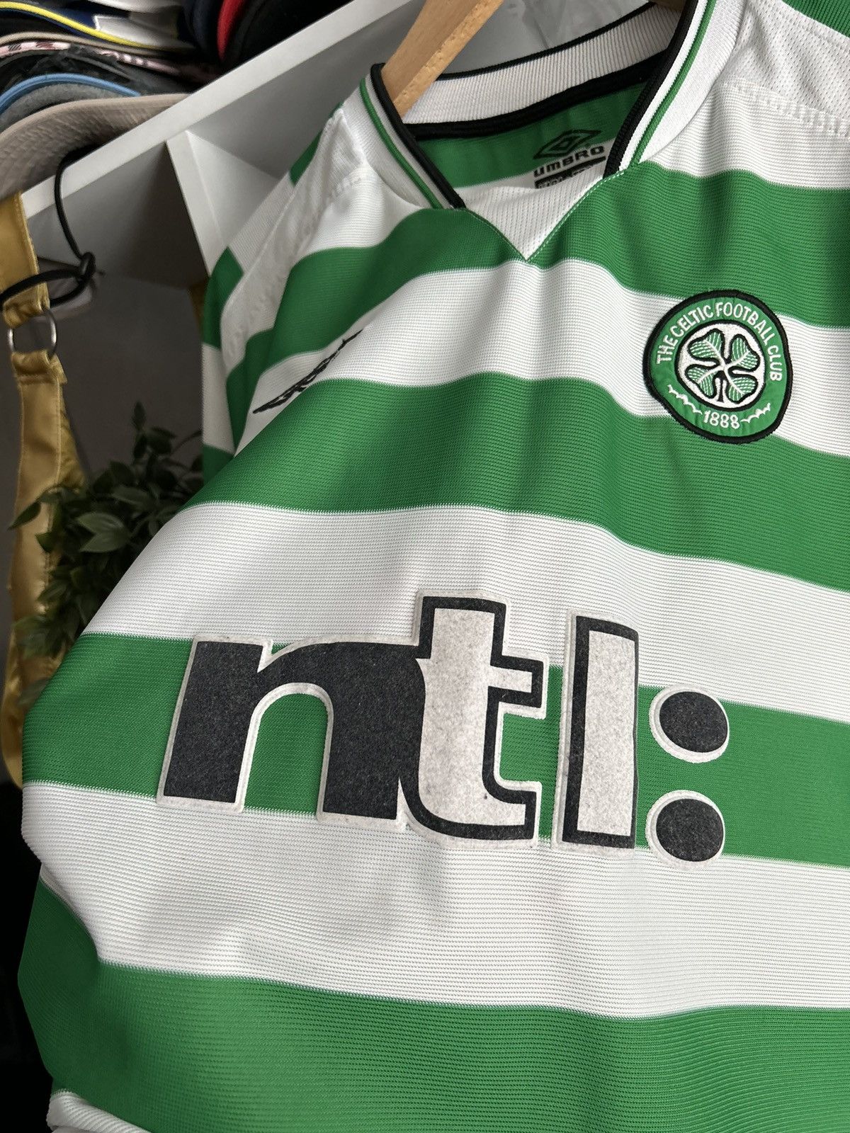 Umbro × Vintage Vintage Celtic 2002/03 umbro home soccer jersey Size US XL / EU 56 / 4 - 4 Thumbnail