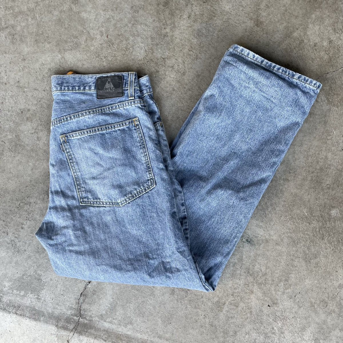 Levi's × Vintage Levi’s Silvertab baggy jeans Size US 34 / EU 50 - 1 Thumbnail