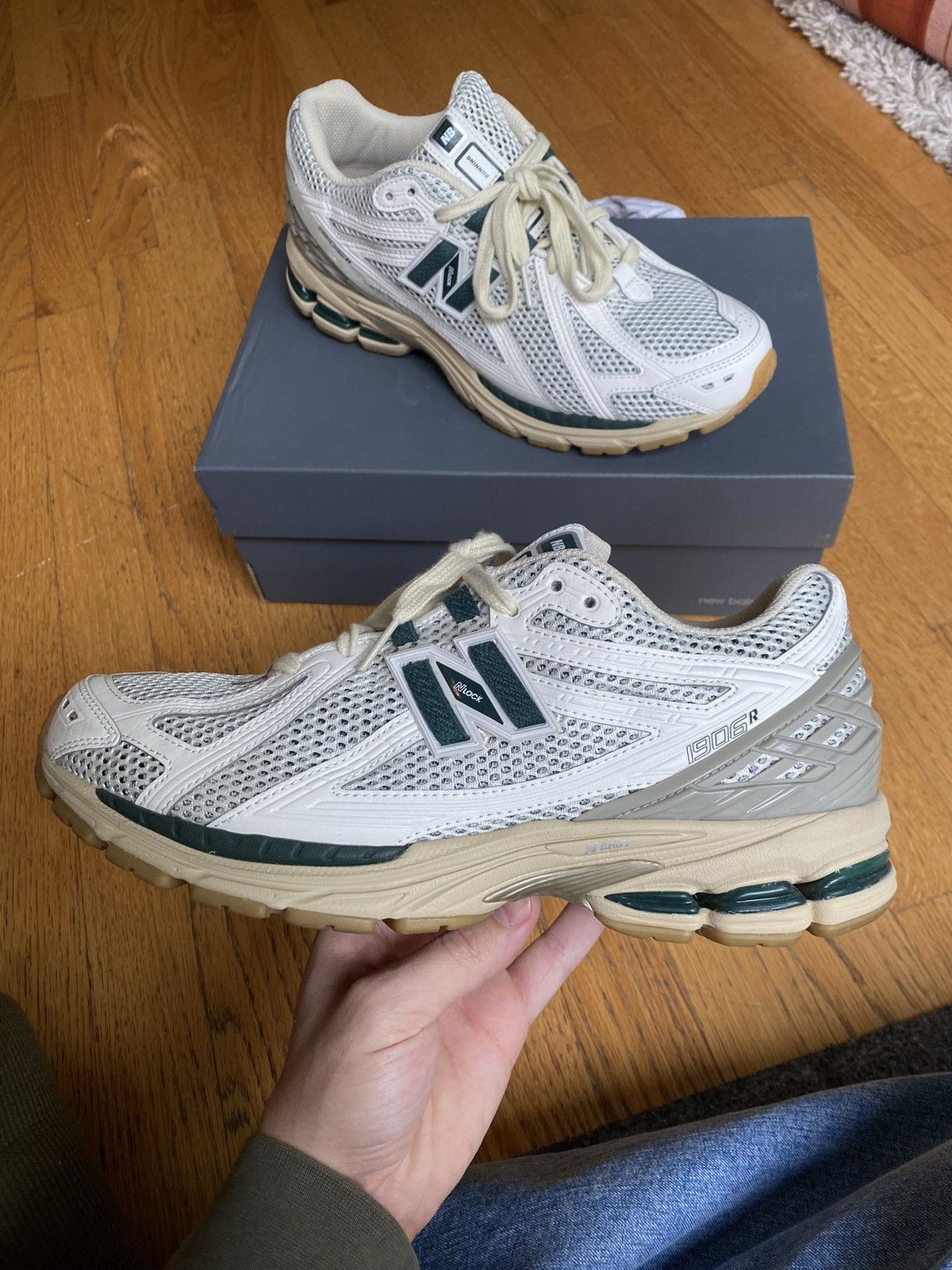 New Balance New Balance 1906R ‘White/Green’ US10 Size US 10 / EU 43 - 14 Thumbnail