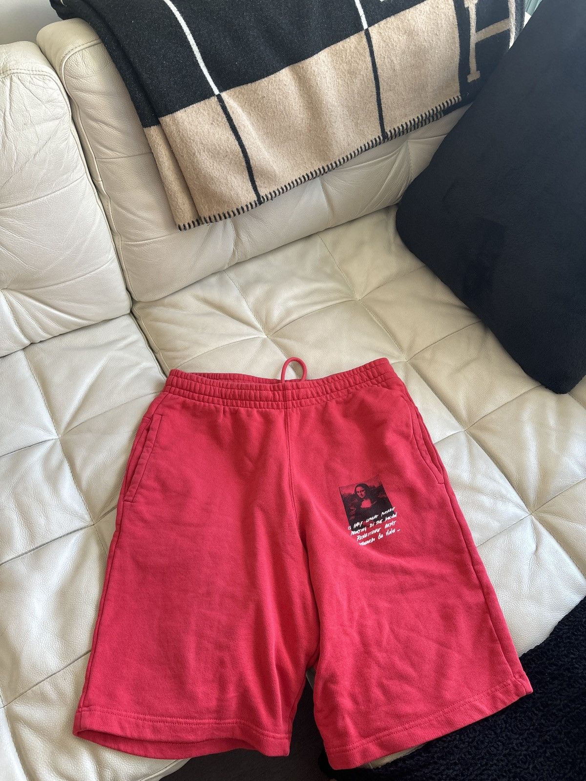 Off-White Off white red and black shorts Size US 34 / EU 50 - 1 Thumbnail