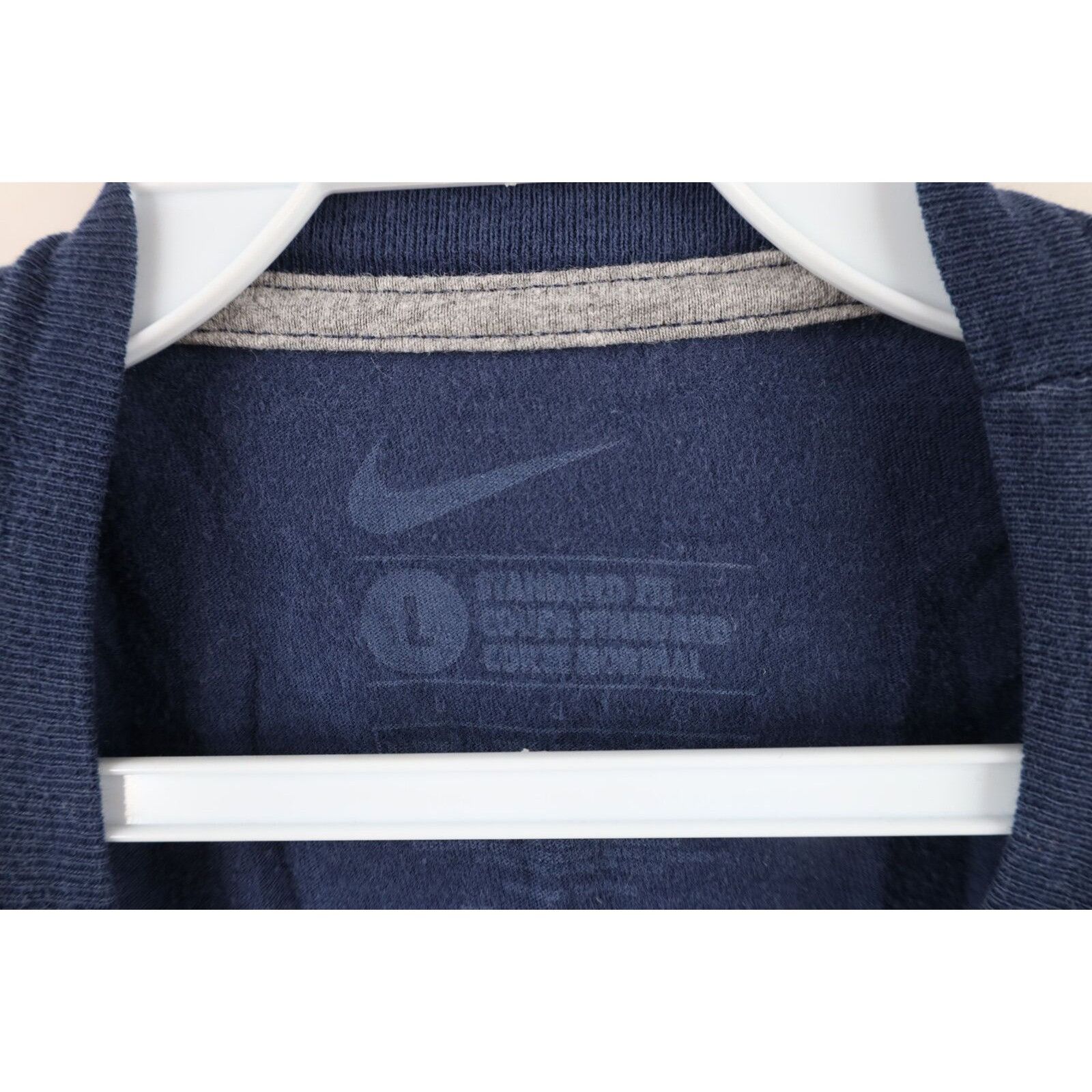 Nike × Vintage Vintage Nike Travis Scott Mini Swoosh Detroit Tigers T-Shirt Size US L / EU 52-54 / 3 - 8 Thumbnail