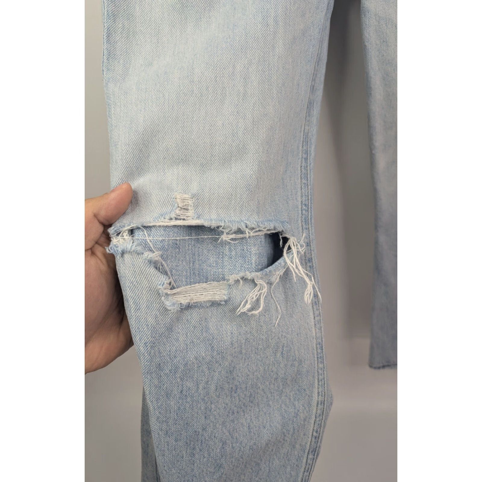 Agolde AGOLDE Riley High Rise Straight Crop Jeans Light Wash 26 A066B-983 Womens Jeans Distressed"} Size 28" / US 6 / IT 42 - 2 Thumbnail