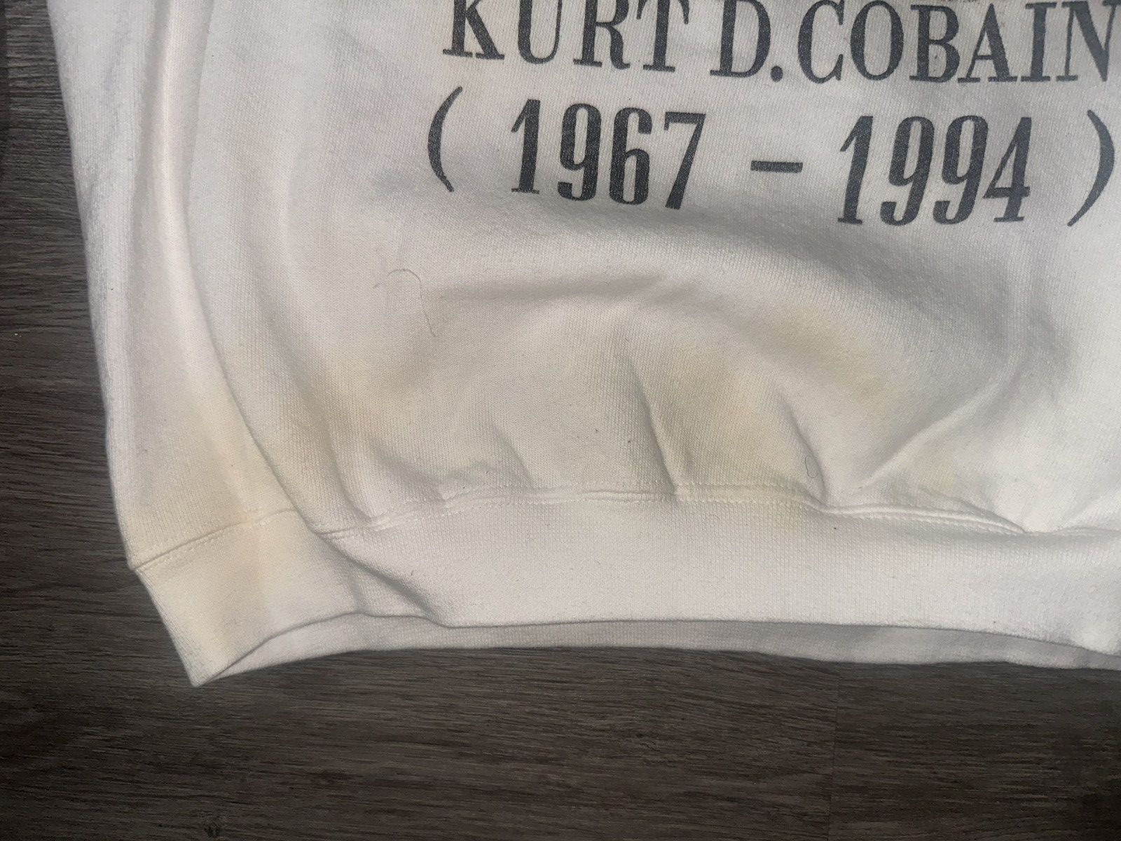 Band Tees Vintage Nirvana 1994-1995 Kurt Cobain Memorial Sweater Size US M / EU 48-50 / 2 - 3 Thumbnail