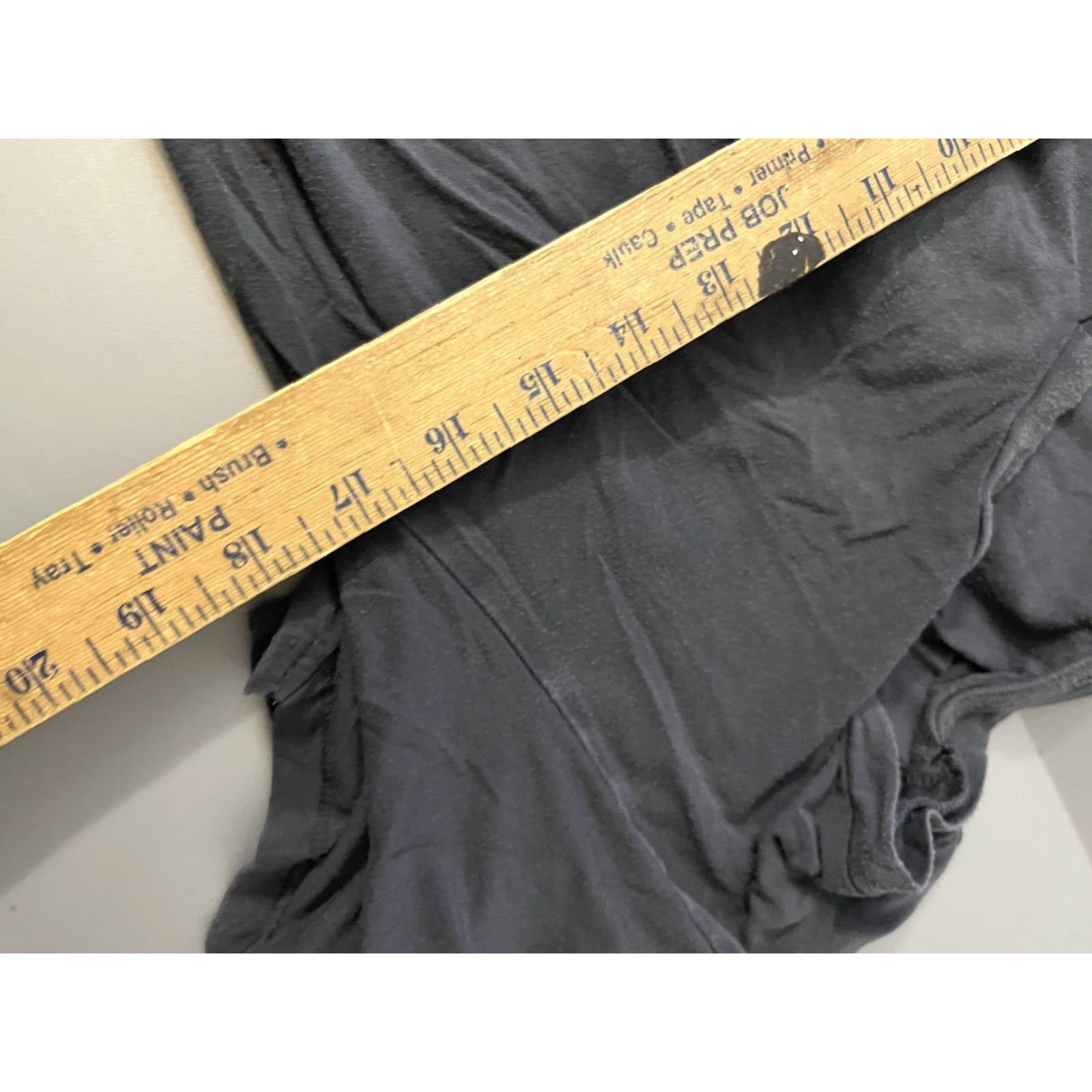 American Eagle Outfitters American Eagle Outfitters V Neck Tee XS Soft & Sexy Womens T-Shirt Modal Gray Short Sleeve Casual Regular Size XS Size XS / US 0-2 / IT 36-38 - 5 Thumbnail