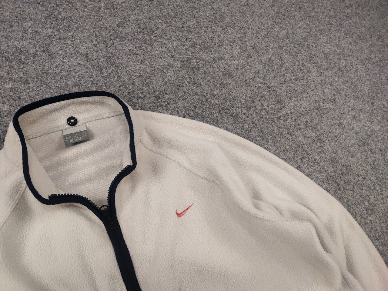 Nike Vintage Y2K Style Nike fleece Pullover zip Pocket Jacket Size L / US 10 / IT 46 - 4 Thumbnail