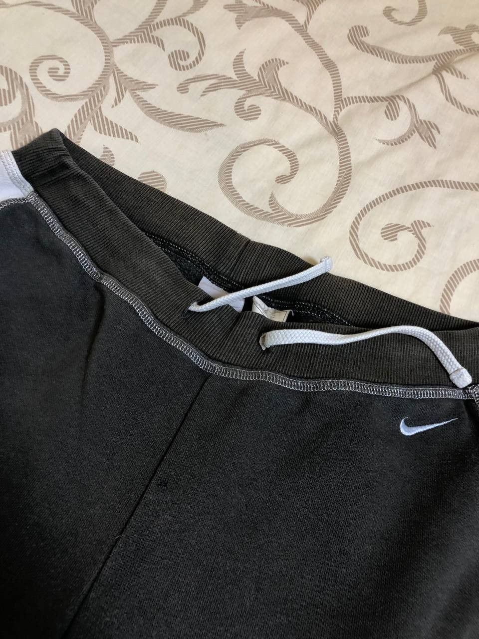 Nike Nike Training TRACK PANTS Flared Sweatpants Size 27" / US 4 / IT 40 - 7 Thumbnail