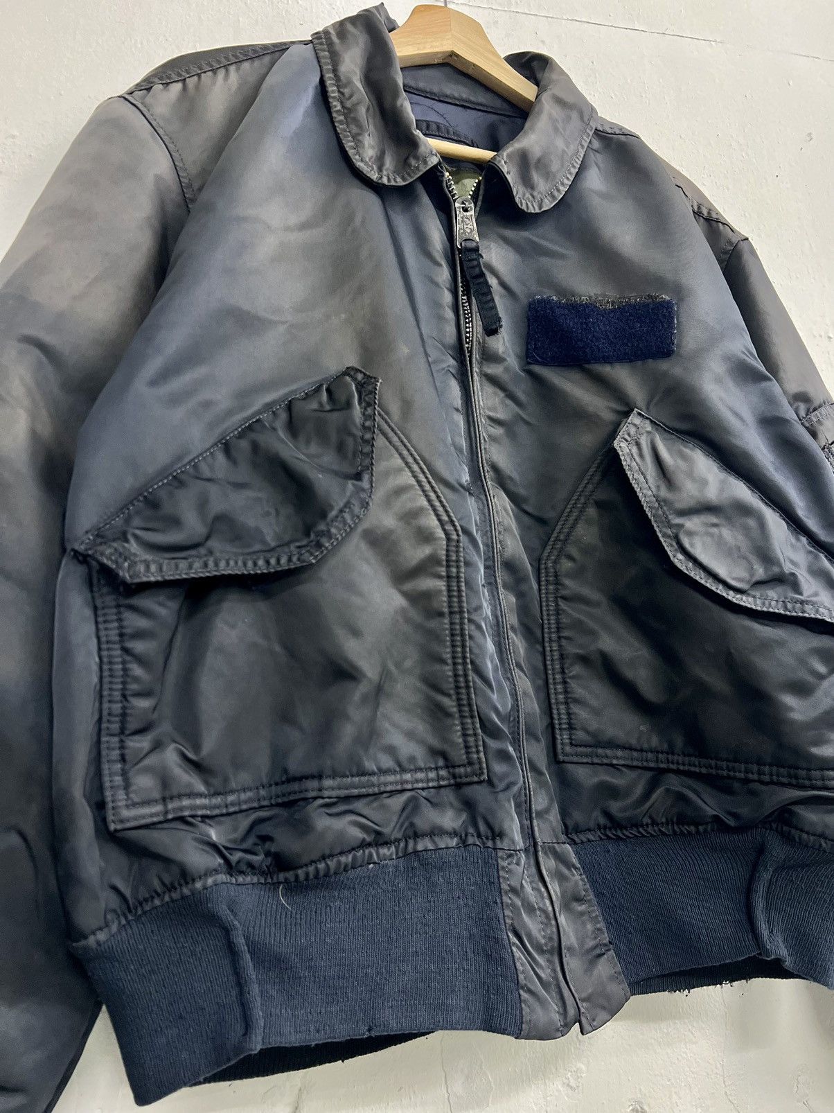 Alpha Industries VINTAGE 90s ALPHA INDUSTRIES CWU-45 BOMBER JACKET Size US L / EU 52-54 / 3 - 5 Thumbnail