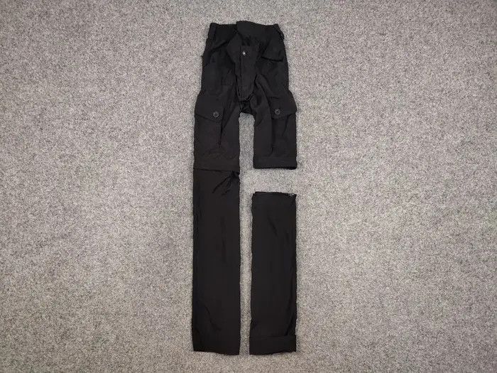 The North Face Vintage The North Face Cargo Black Track Pants x Shorts Y2K Size US 32 / EU 48 - 1 Thumbnail